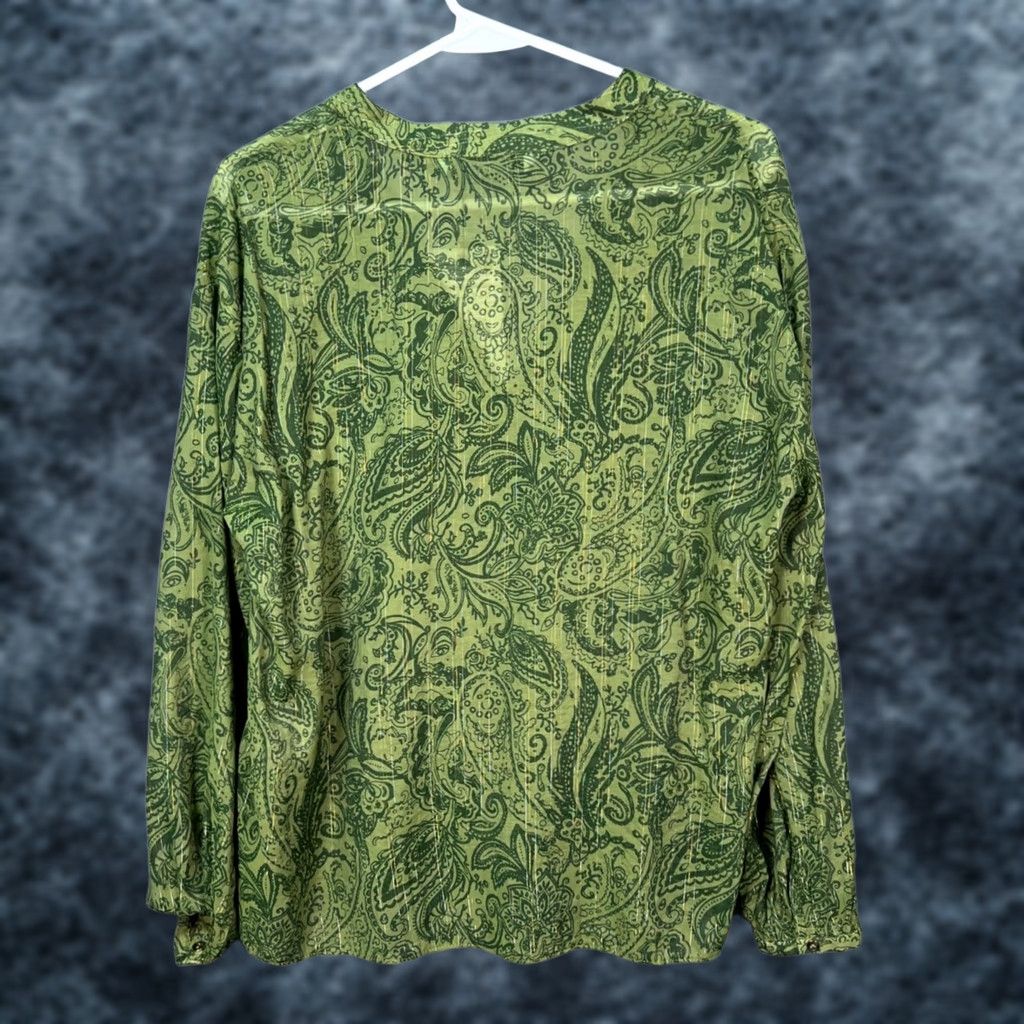 Zara Zara Womens XS Green Paisley Print Blouse Button Front Long Sleeve Lightweight V-Neck Shirt Womens XS Green Paisley Blouse Zara Size XS / US 0-2 / IT 36-38 - 1 Thumbnail