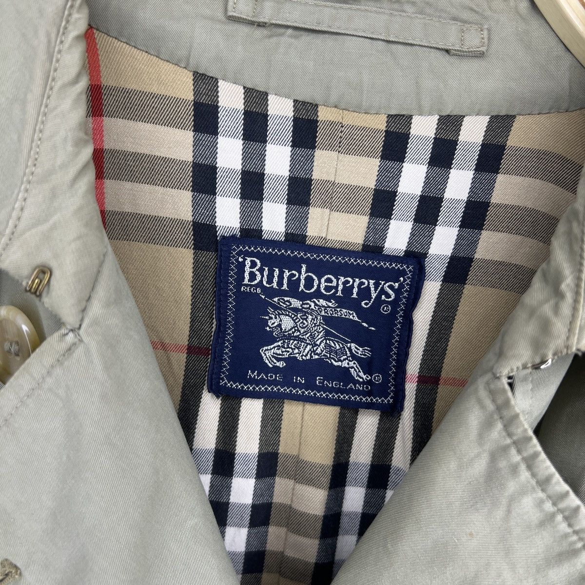 Burberry × Designer × Vintage Vintage Burberry Trench Coat 90s Nova Check Beige Belted Size US M / EU 48-50 / 2 - 5 Thumbnail