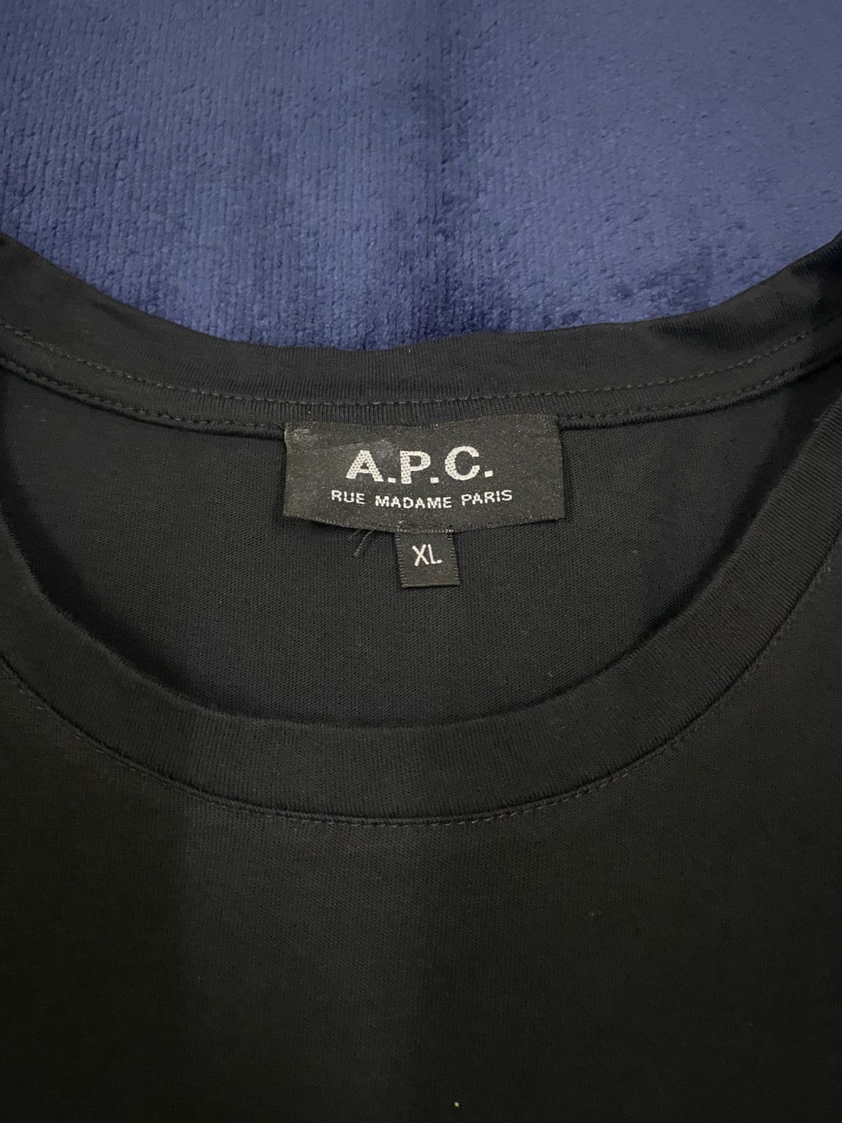 A.P.C. A.P.C Navy Blue and White Stripe Border Short Sleeve Tee Size US XL / EU 56 / 4 - 5 Thumbnail