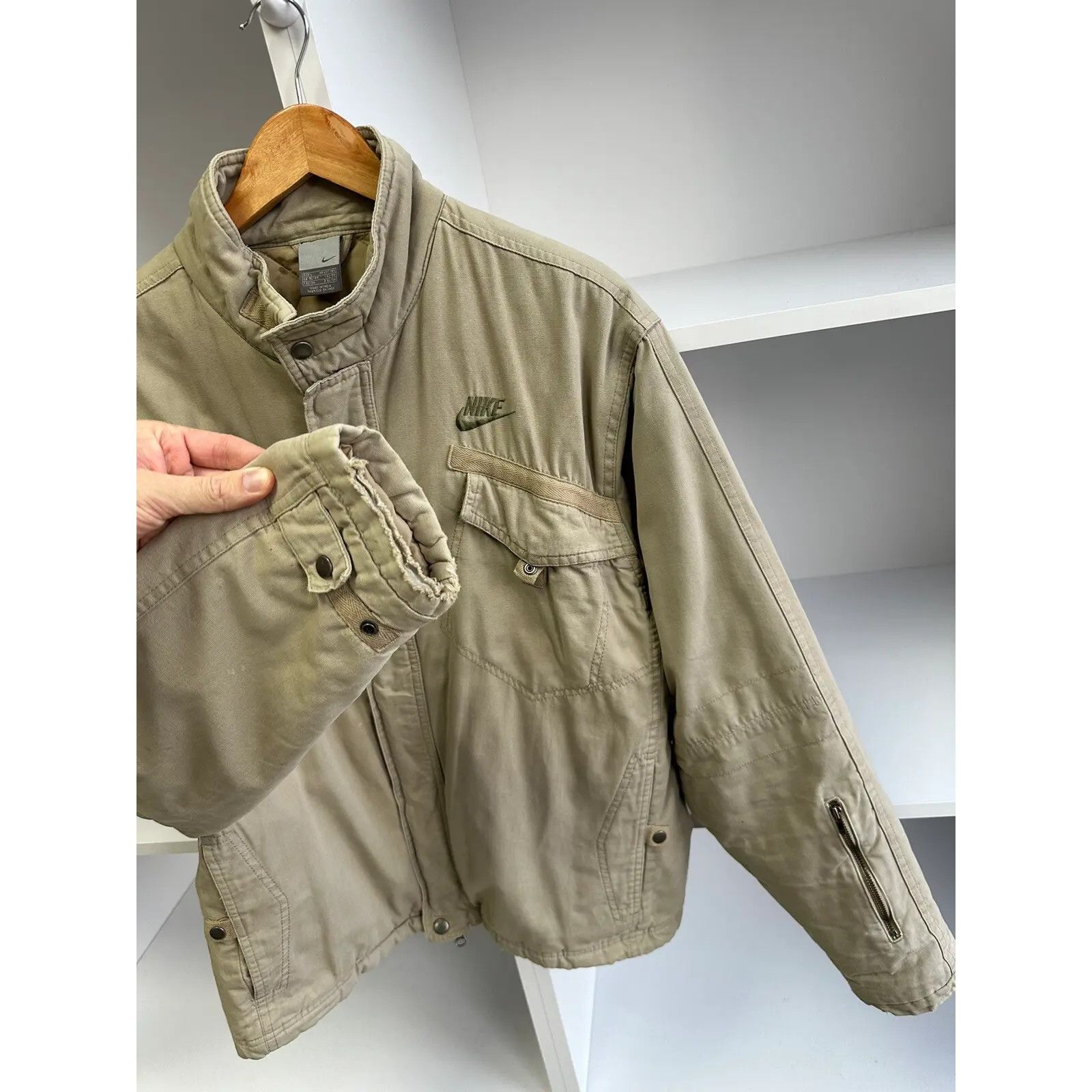 Nike VTG Nike Detroit Style Heavy Beige Bomber Jacket Size US L / EU 52-54 / 3 - 10 Thumbnail