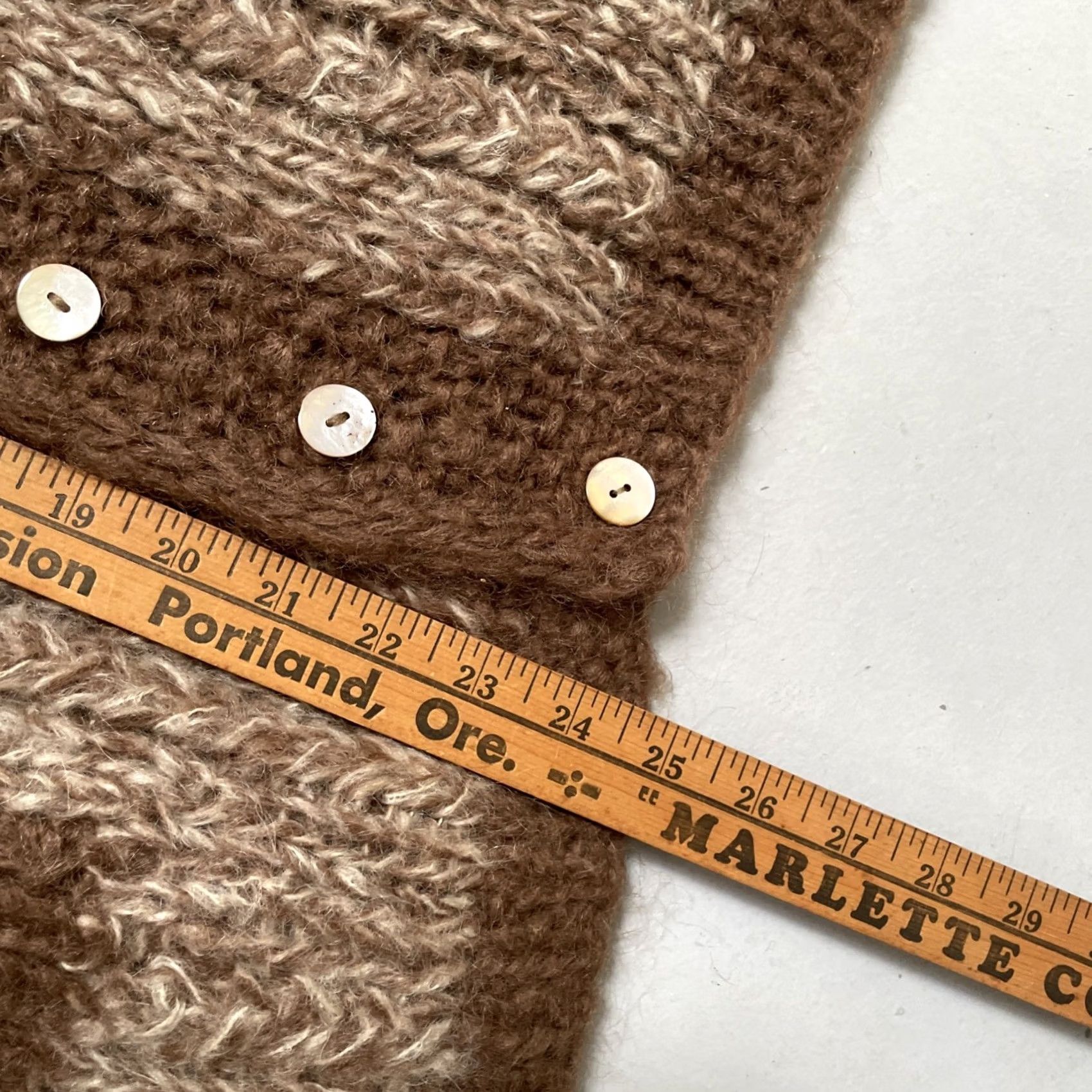 Vintage Specificity: "Shaggy Rockabilly” adds more descriptive details Size US S / EU 44-46 / 1 - 7 Thumbnail
