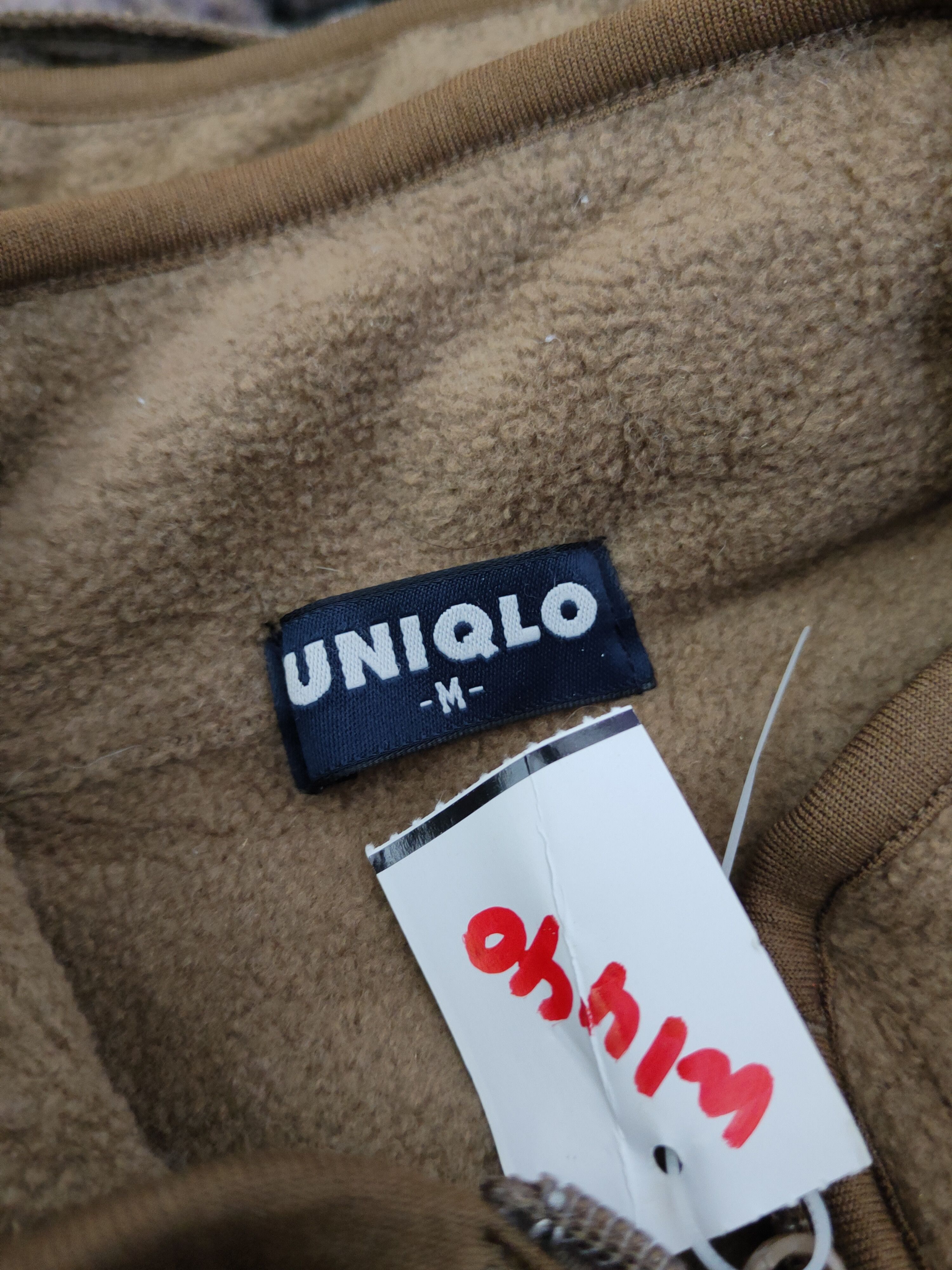Japanese Brand Uniqlo vintage Brown Knitwear Sweatshirts #W1440 Size US M / EU 48-50 / 2 - 11 Thumbnail