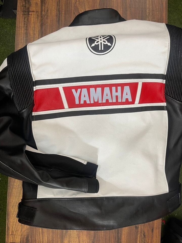 Other Vintage Yamaha Men's Leather Jacket, Moto Rider Size US S / EU 44-46 / 1 - 3 Thumbnail