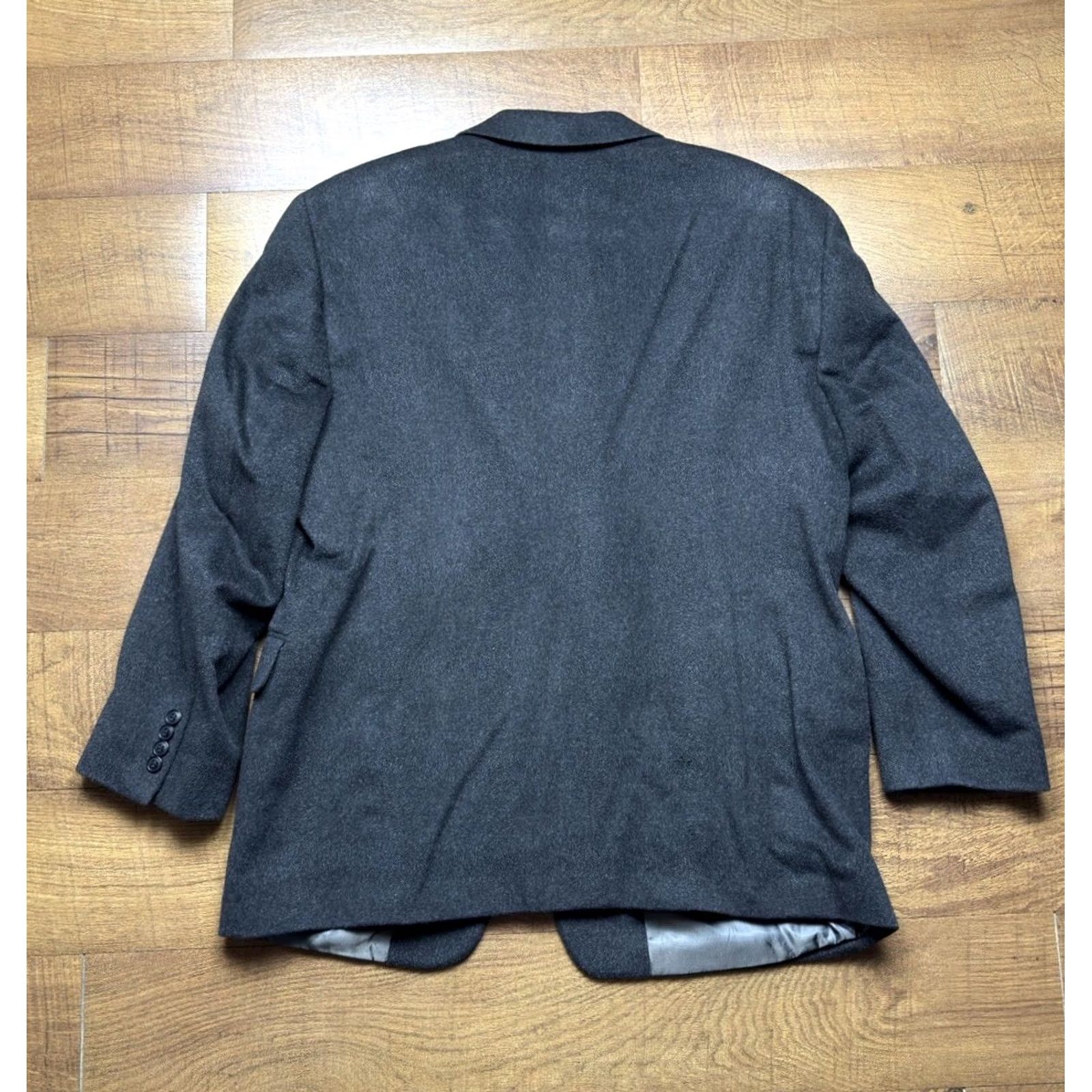 Vintage Arnold Brant 100% Cashmere Blazer Black Sport Coat Jacket Men’s Size 46R shirts? Size 46R - 3 Thumbnail