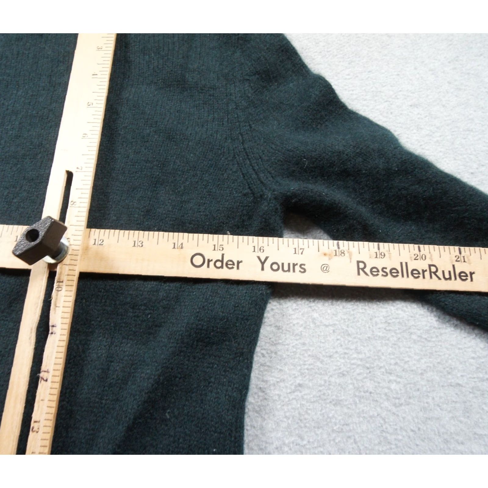 Bloomingdale's C by Bloomingdales Sweater Womens Small Green Cashmere 2Ply Knit Pullover Size S / US 4 / IT 40 - 6 Thumbnail