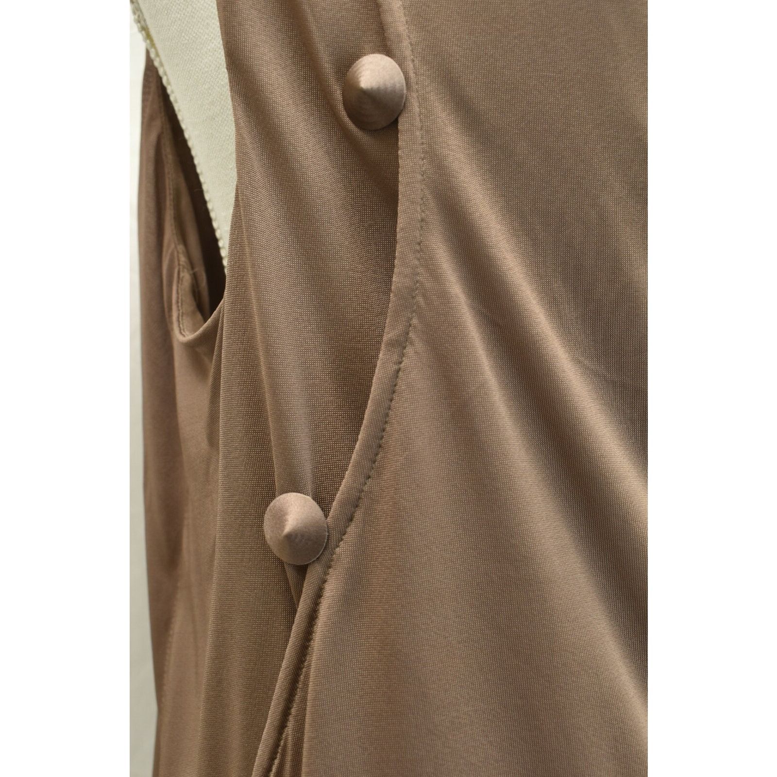 Versace VERSACE BEIGE VISCOSE ONE SHOULDER TOP BLOUSE 44 8 ITALY Size M / US 6-8 / IT 42-44 - 9 Thumbnail