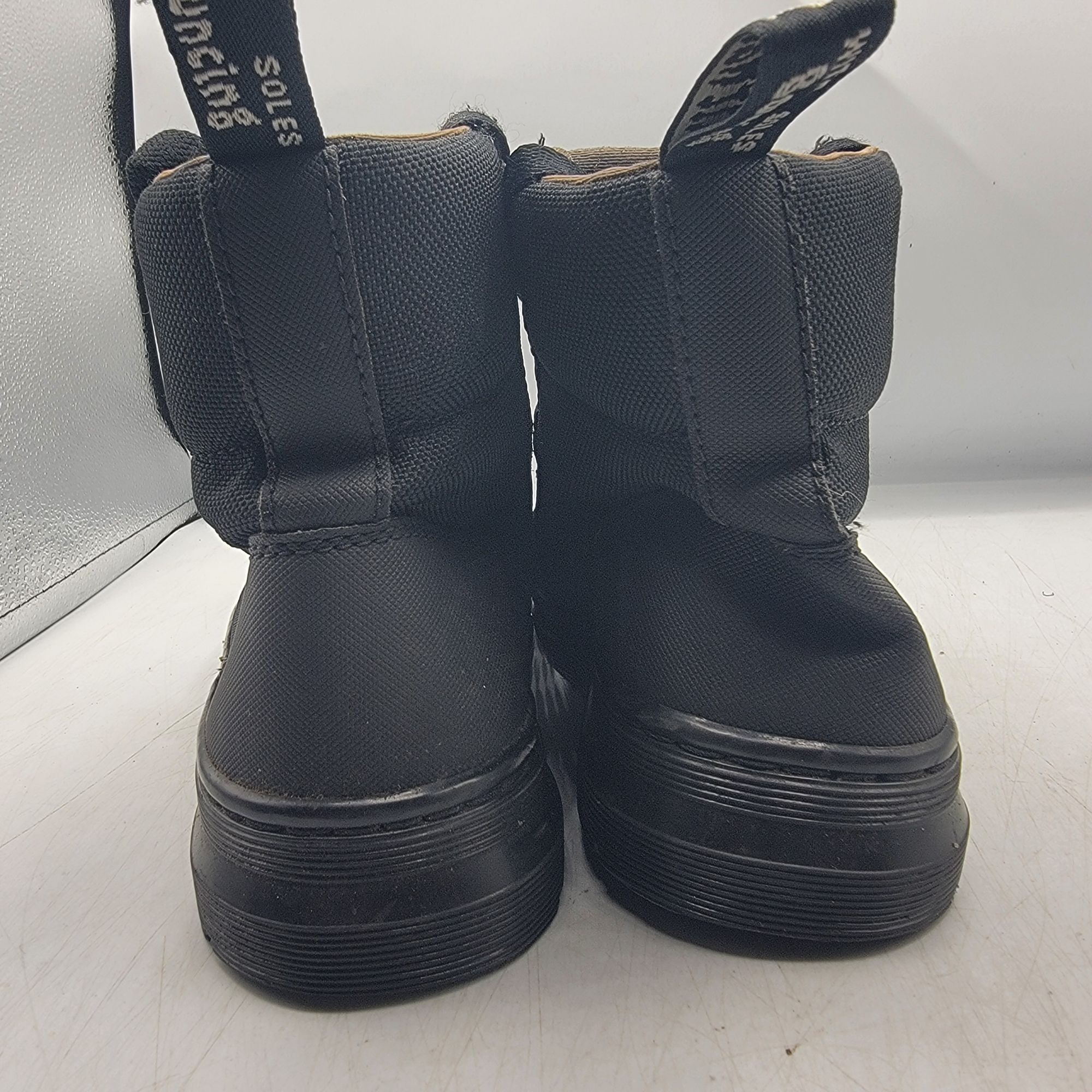 Dr. Martens Dr. Martens Combs Boots Womens 6 Triple Black Casual Walking Size US 6 / IT 36 - 4 Thumbnail
