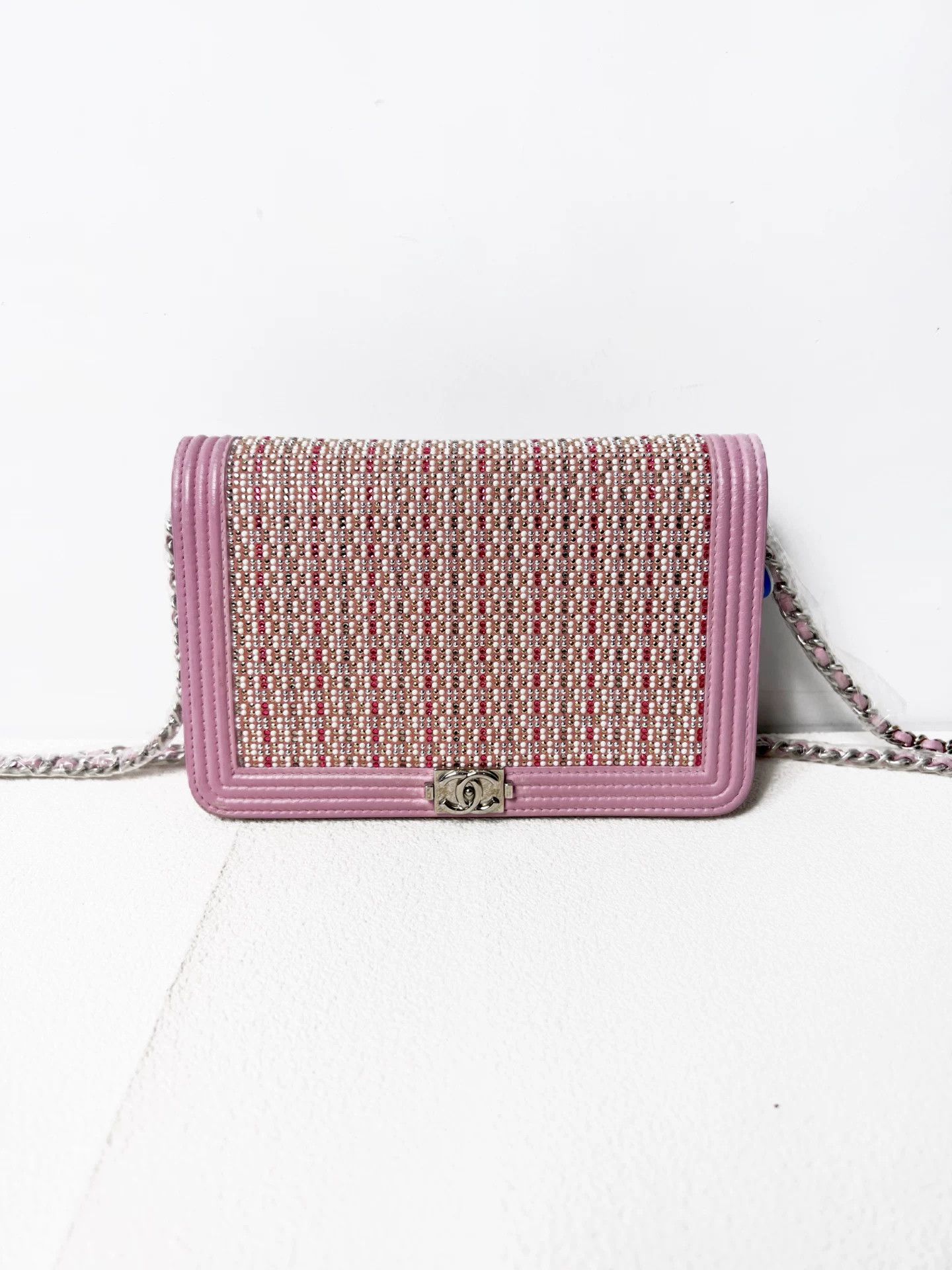 Chanel Pre-loved Bag Very good condition Size ONE SIZE - 1 Thumbnail