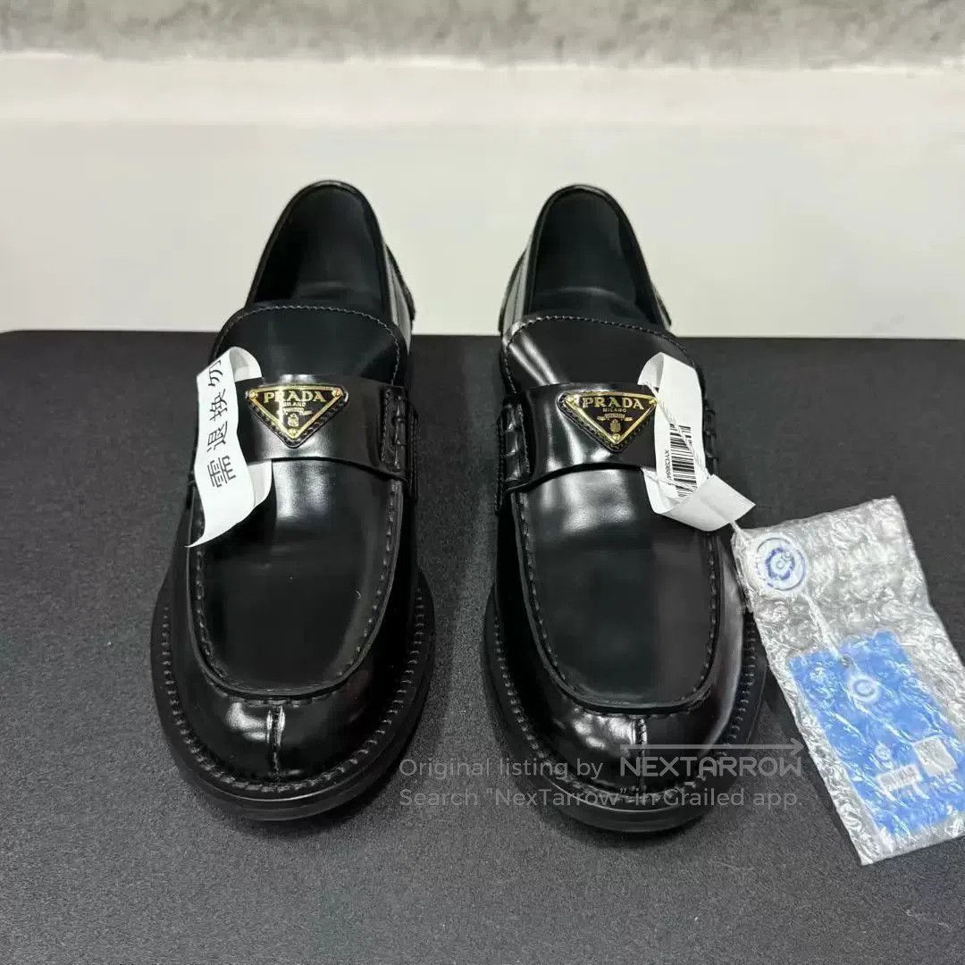 Prada prada black leather loafers size 38. Size US 7.5 / IT 37.5 - 6 Thumbnail