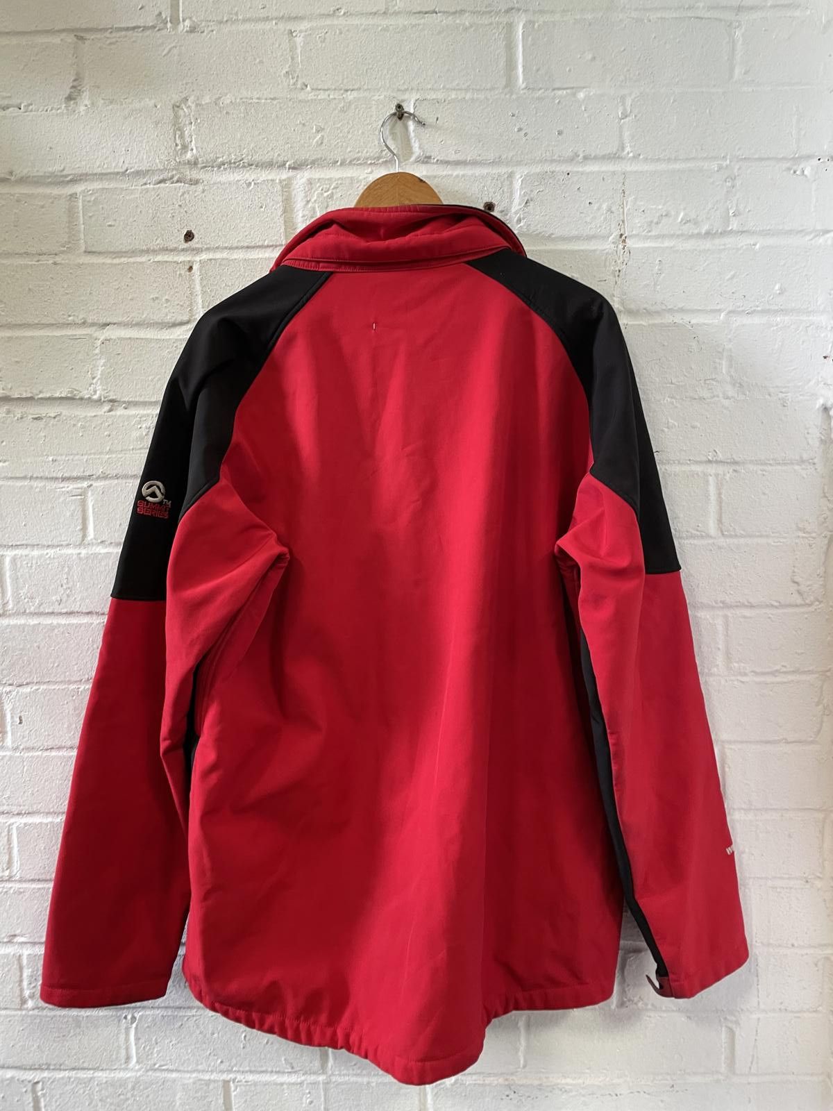 The North Face The North Face Men's Red and Black Softshell Jacket Size US XL / EU 56 / 4 - 4 Thumbnail