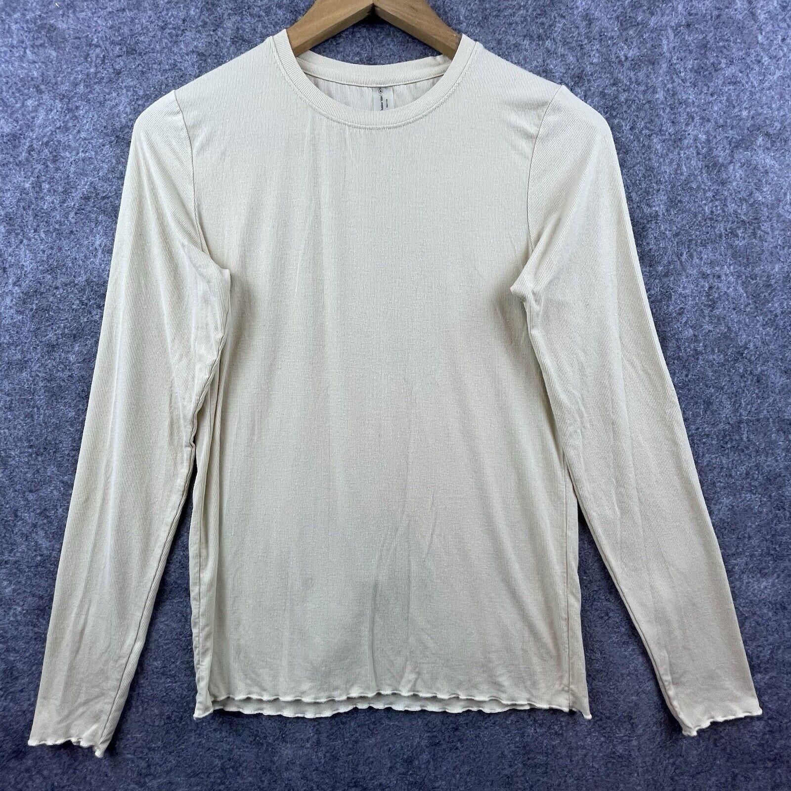 Outdoor Voices Outdoor Voices Knit Top Women Med Ribbed Sweater Lightweight Size M / US 6-8 / IT 42-44 - 1 Thumbnail