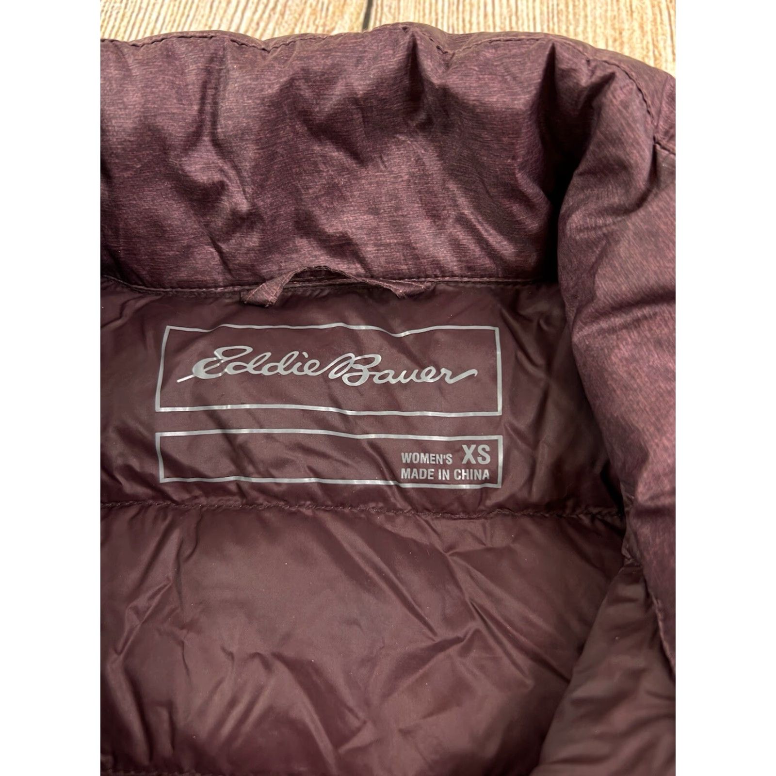 Eddie Bauer **Eddie Bauer Women’s Burgandy Puffer Down Jacket Size XS** User: **Eddie Bauer Women’s Burgundy Puffer Down Jacket Size XS** Size XS / US 0-2 / IT 36-38 - 4 Thumbnail