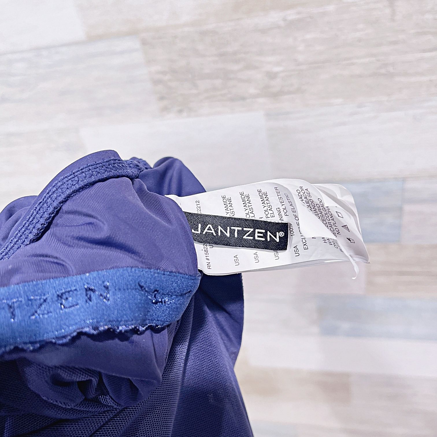 Jantzen Jantzen Ruched Surplice One Piece Swimsuit Navy Padded 10 Size L / US 10 / IT 46 - 5 Thumbnail