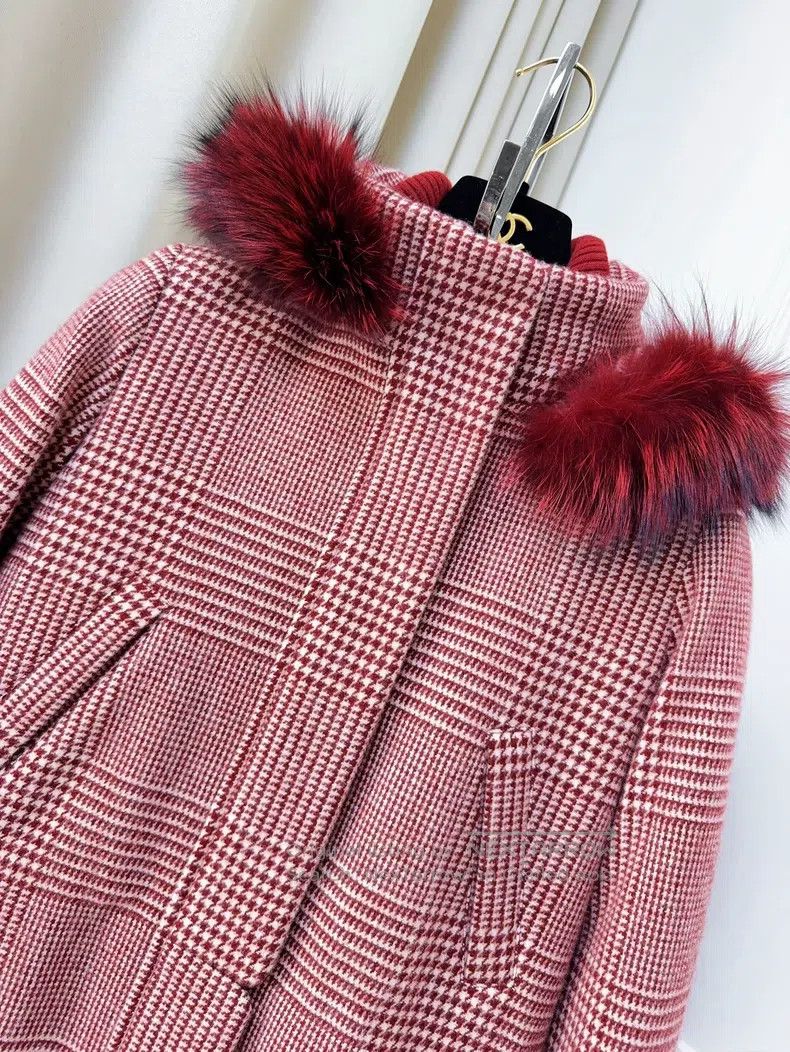 Loro Piana Loro Piana Red Plaid and Fox Fur Collar Coat Size XS / US 0-2 / IT 36-38 - 3 Thumbnail