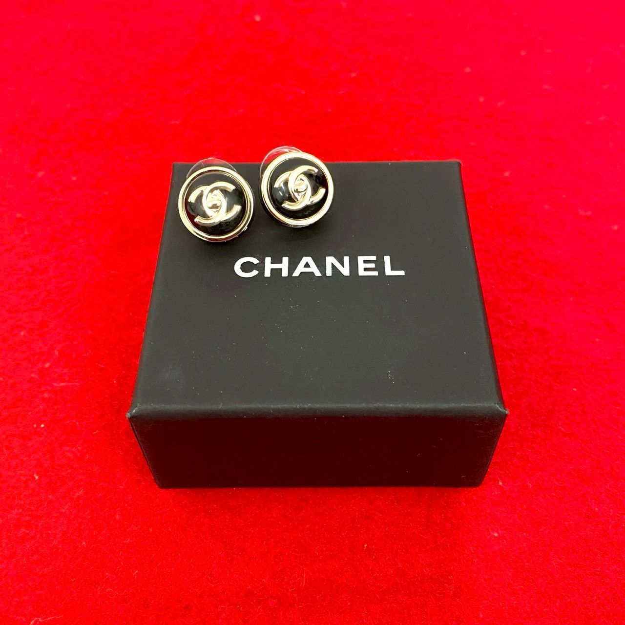 Chanel Chanel Chanel Coco Mark Earrings Metal Earrings DUTY FREE for USA Size ONE SIZE - 1 Thumbnail