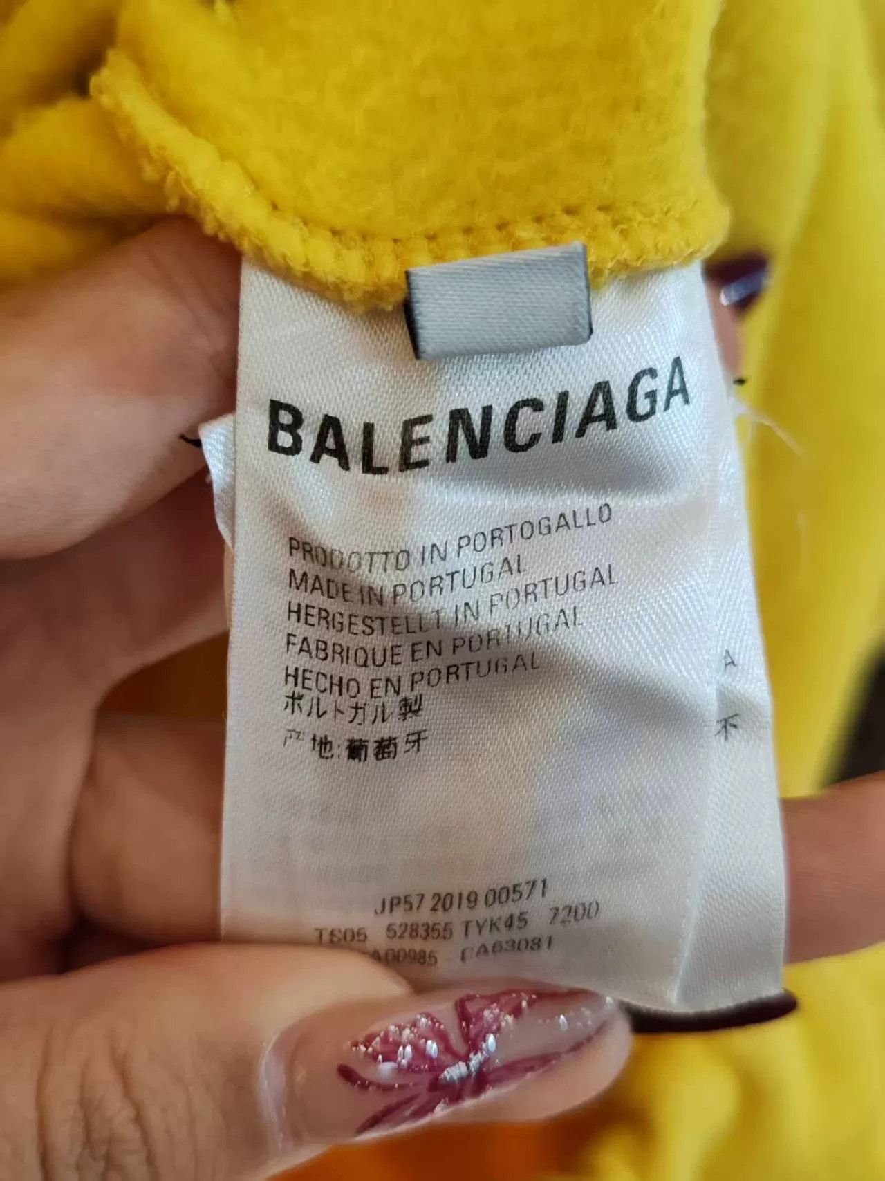Balenciaga yellow balenciaga logo hoodie in excellent condition Size US M / EU 48-50 / 2 - 4 Thumbnail