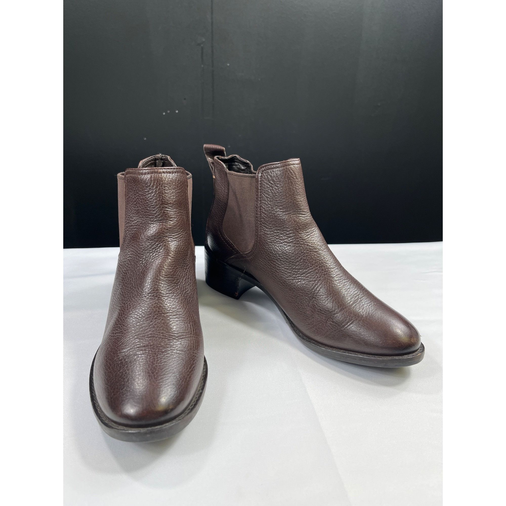 Cole Haan Cole Haan SKU 7500 Womens BrownLeather Ankle Boots Size 6.5 Size US 6.5 / IT 36.5 - 1 Thumbnail