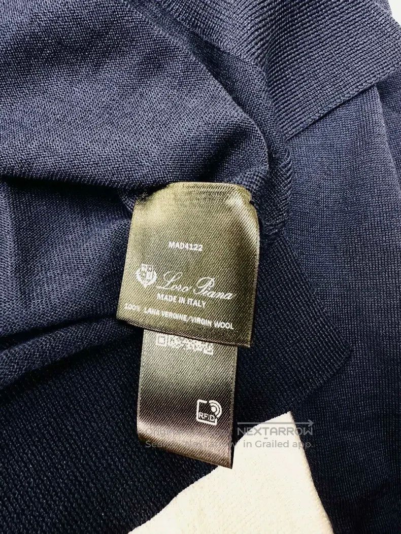 Loro Piana LORO PIANA Woman's navy blue wool round neck sweater Size XS / US 0-2 / IT 36-38 - 4 Thumbnail