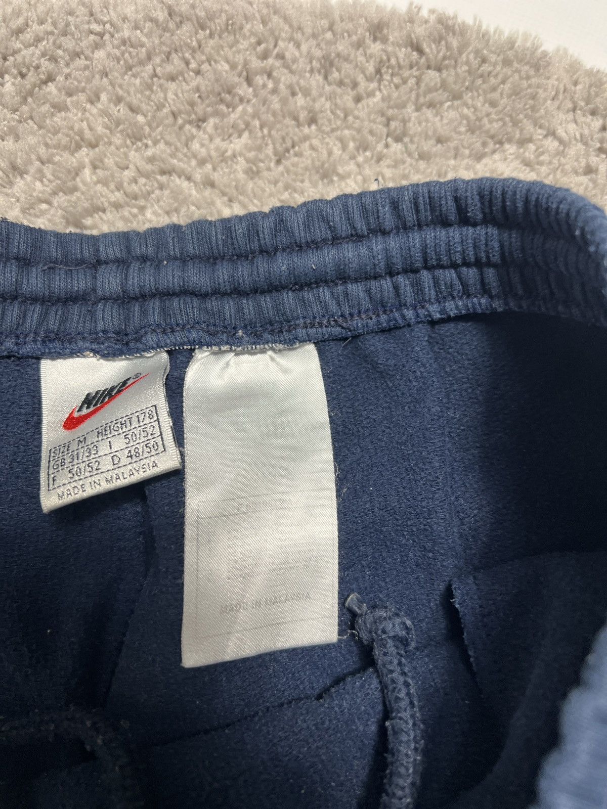 Nike Vintage Nike Sweatpants Streetwear Size US 34 / EU 50 - 8 Thumbnail