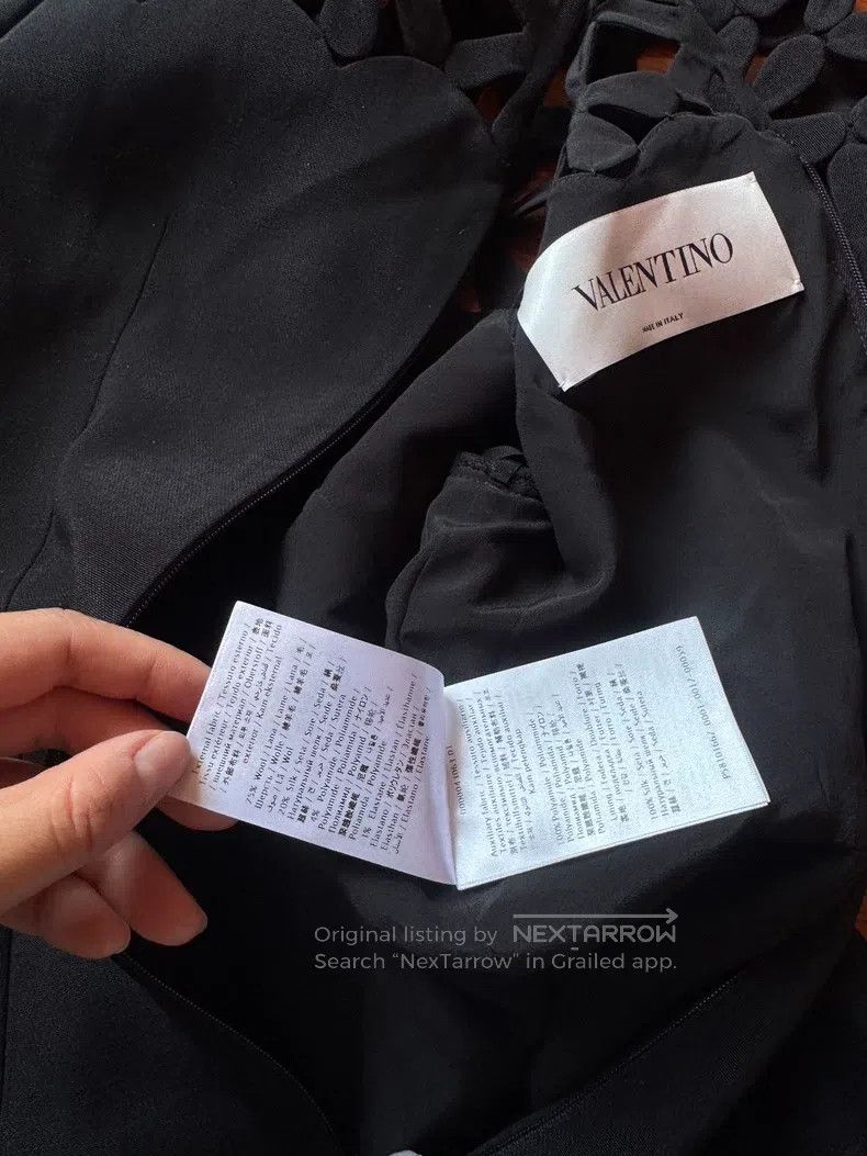 Valentino Valentino Heavy work dress Size S / US 4 / IT 40 - 5 Thumbnail