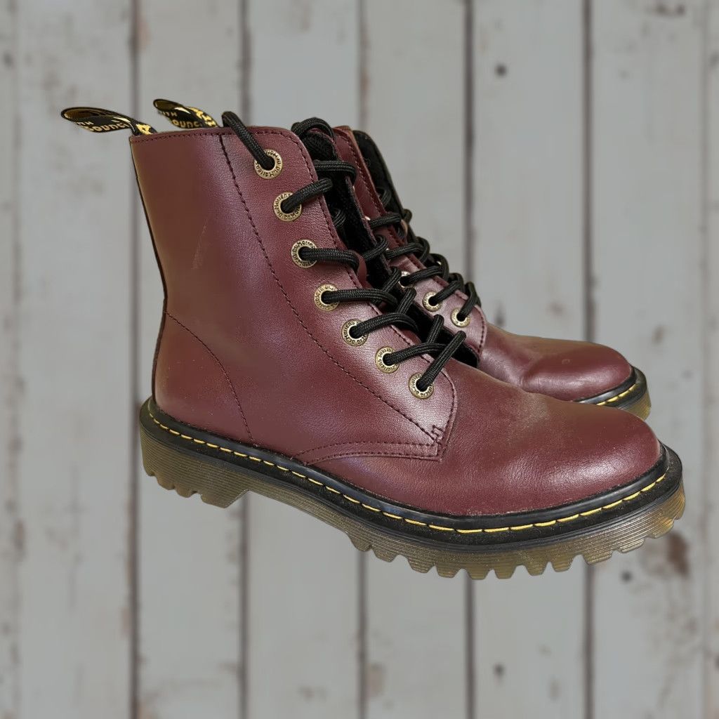 Dr. Martens Dr Martens Luana Cherry Red Women's Boots Leather Air Wair AW004 Lace Up Shoes Boots Womens Size 7 5? Size US 5 / IT 35 - 1 Thumbnail
