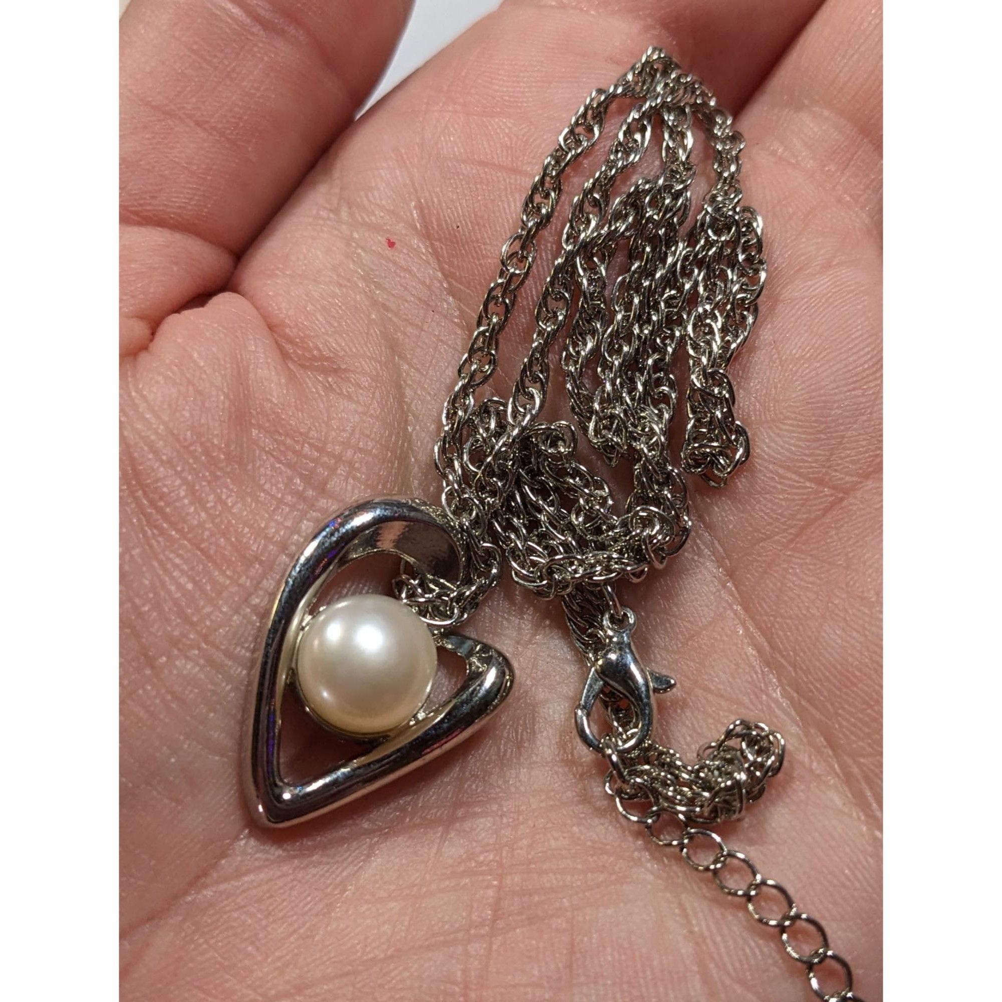 Other Romantic Abstract Heart Pendant Necklace With Pearl Accent Size ONE SIZE - 5 Thumbnail