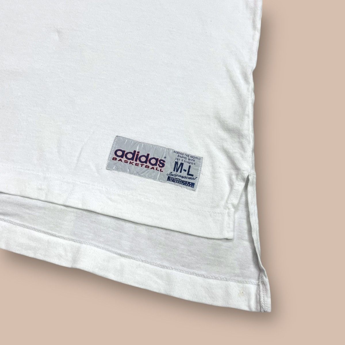 Adidas Vintage Adidas Basketball Tee Size US L / EU 52-54 / 3 - 5 Thumbnail