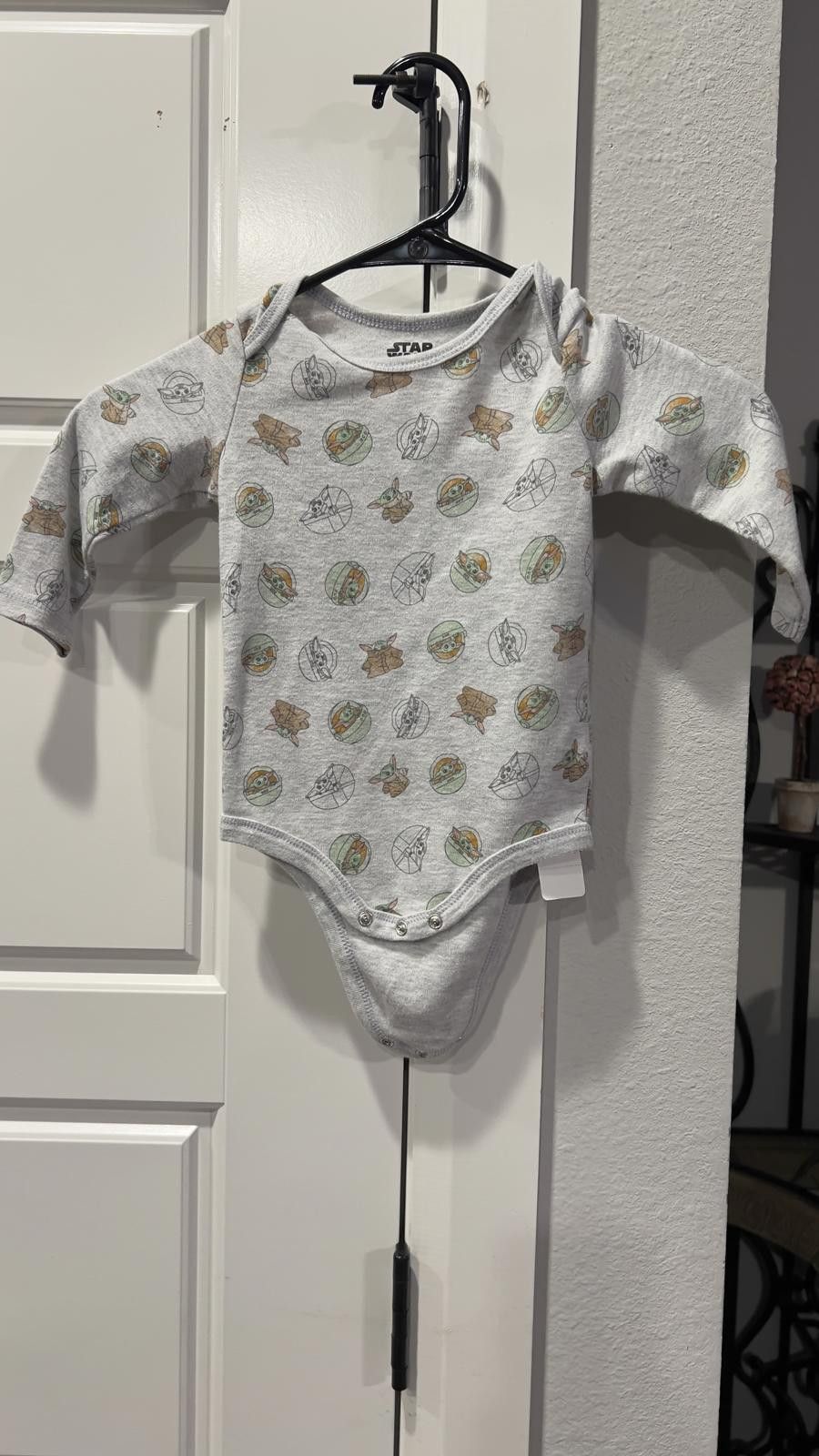 Star Wars Star Wars Baby Bodysuit - Long Sleeve - 18M Size ONE SIZE - 2 Thumbnail