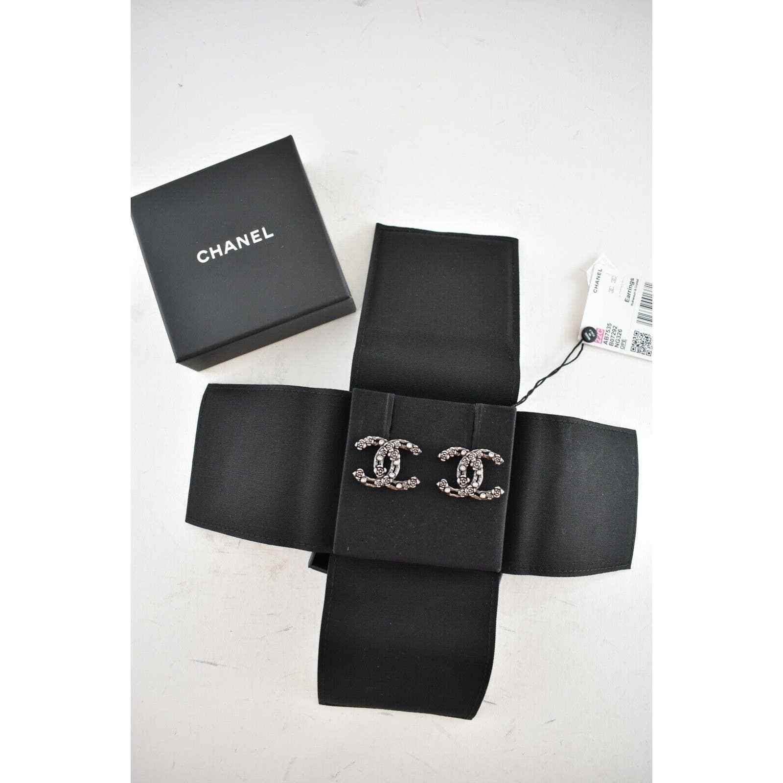 Chanel Chanel Ruthenium Crystal Camellia Statement Drop Earrings Size ONE SIZE - 2 Thumbnail