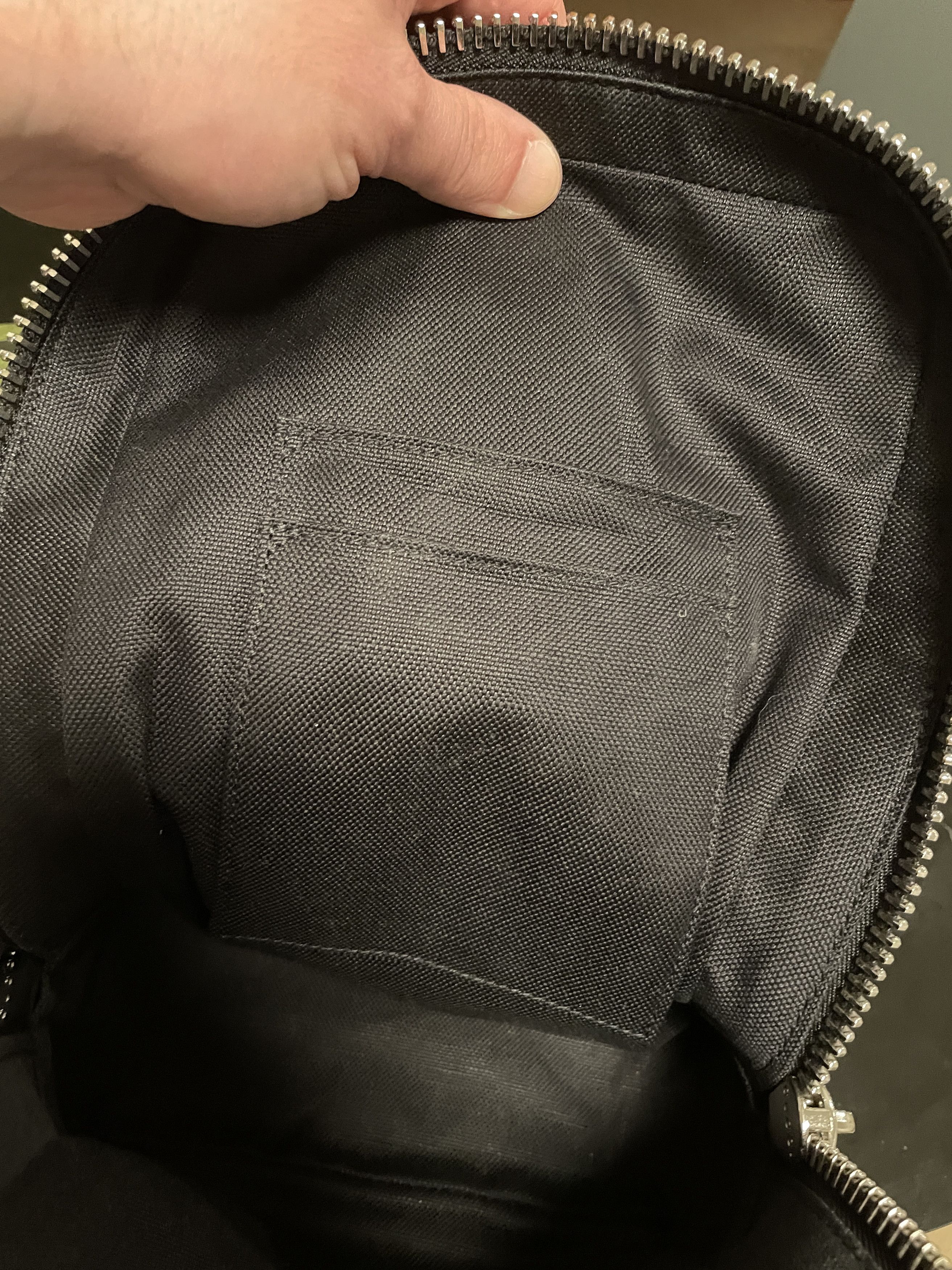Gucci Gucci Black Sling Backpack *Authentic* Size ONE SIZE - 7 Thumbnail