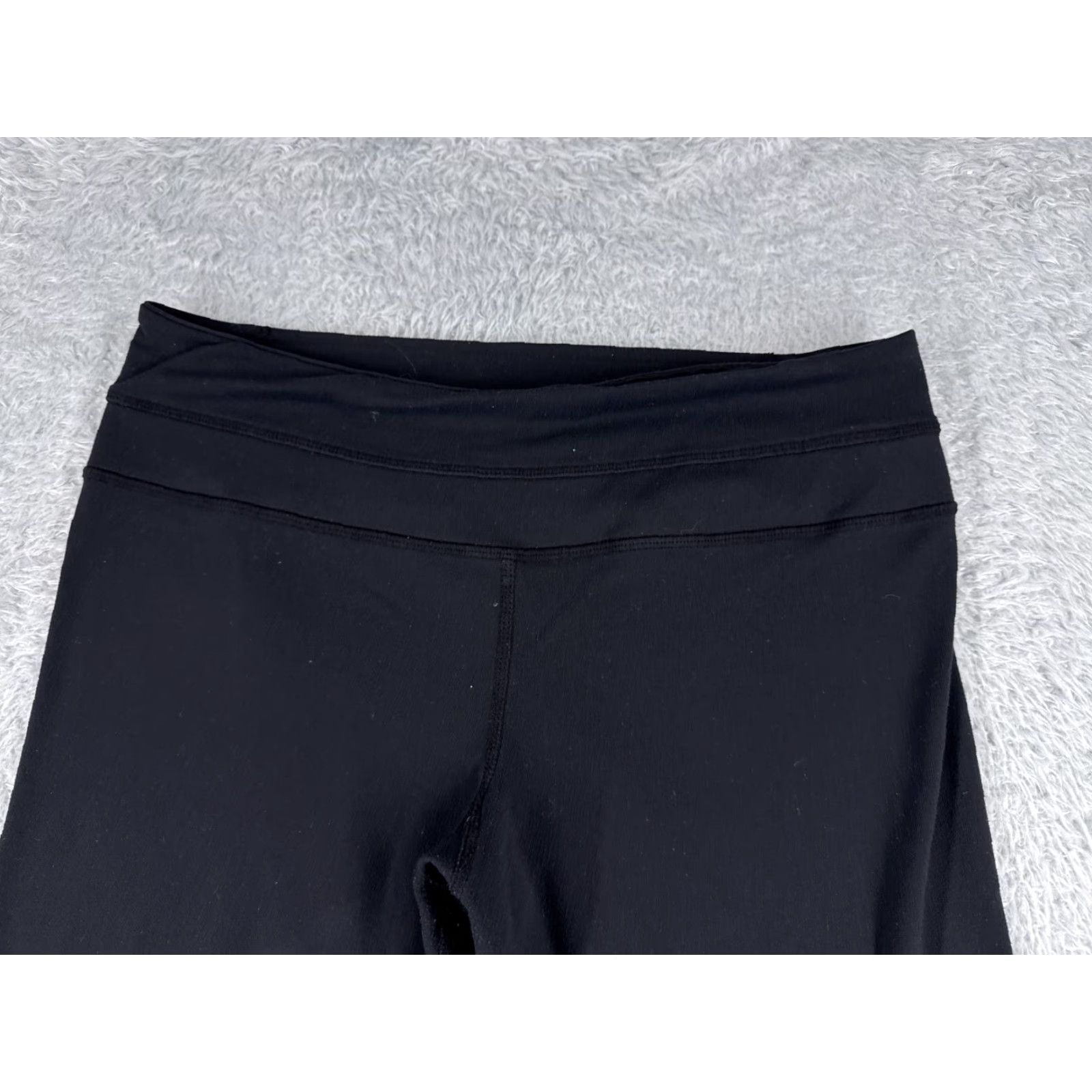 Lululemon LULULEMON Women's Pants Size 6 Black Crop Luxtreme Wide-Leg Athleisure Activewear Size 28" / US 6 / IT 42 - 4 Thumbnail
