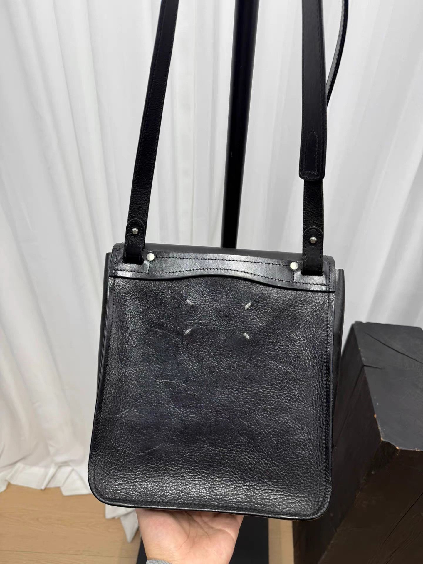 Maison Margiela Maison Margiela Square Thick Leather Shoulder Bag K20 Size ONE SIZE - 5 Thumbnail