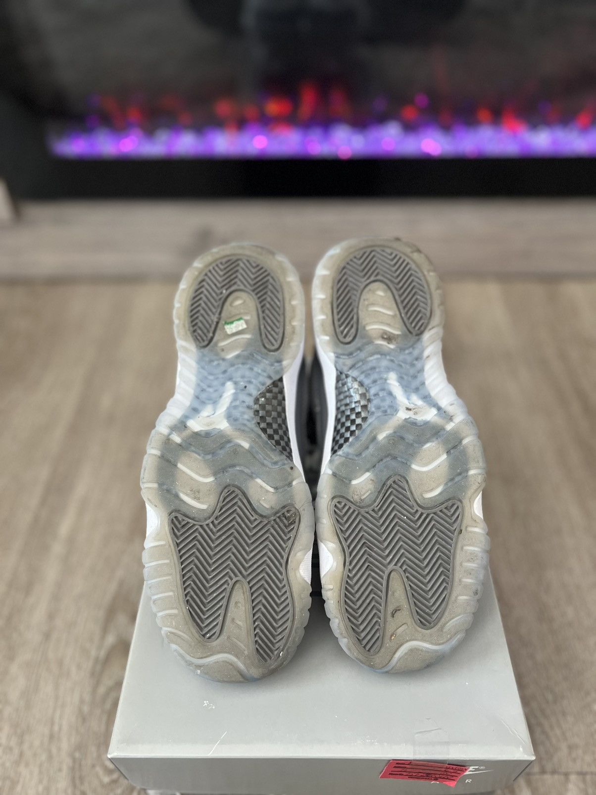 Jordan Brand Air Jordan 11 GS “Cool Grey” Size US 6.5 / EU 39-40 - 7 Thumbnail