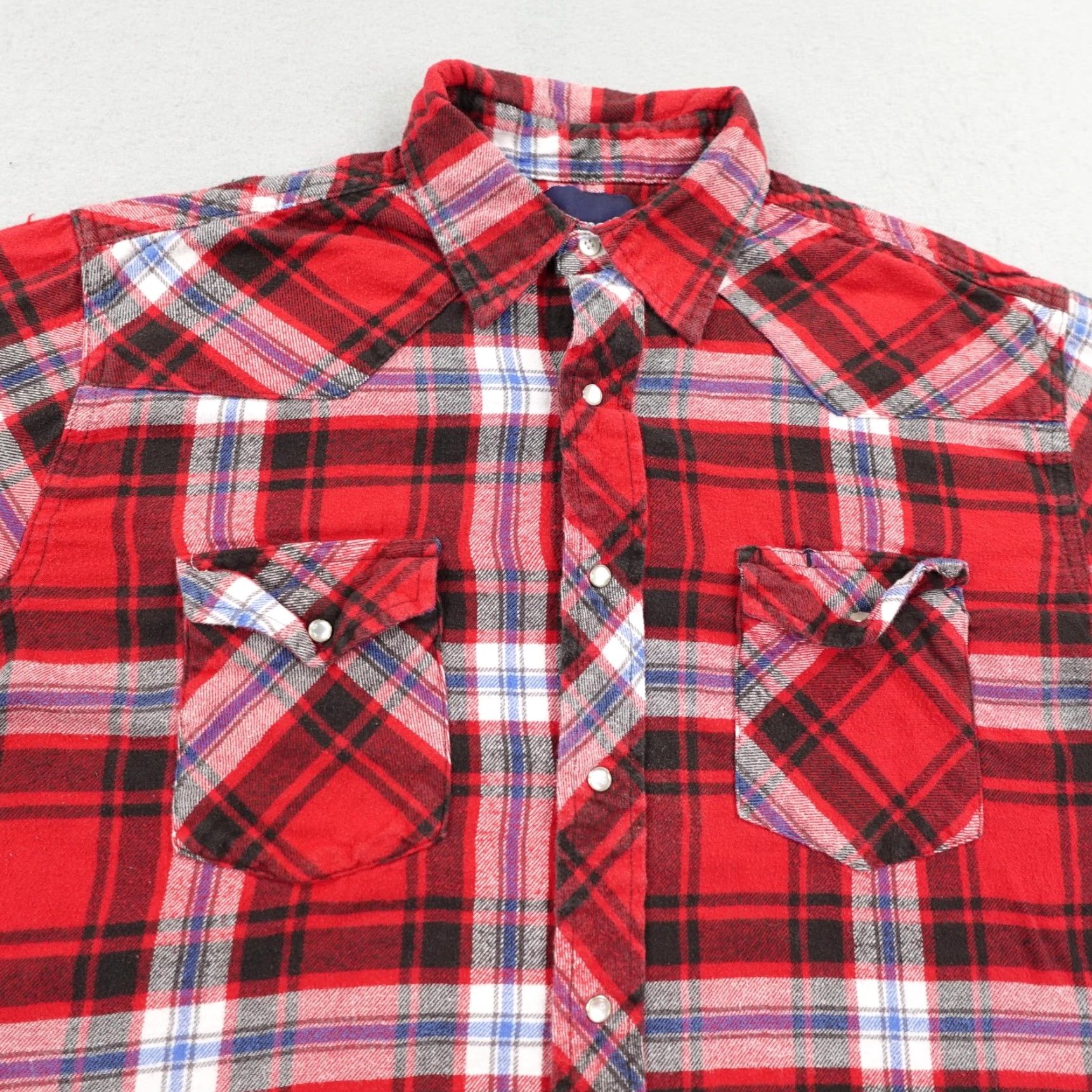 Wrangler VINTAGE Wrangler Shirt Mens Large Red Plaid Flannel Pearl Snap Cowboy Western Button-Up Long Sleeve Cotton Pocketed Size US L / EU 52-54 / 3 - 2 Thumbnail