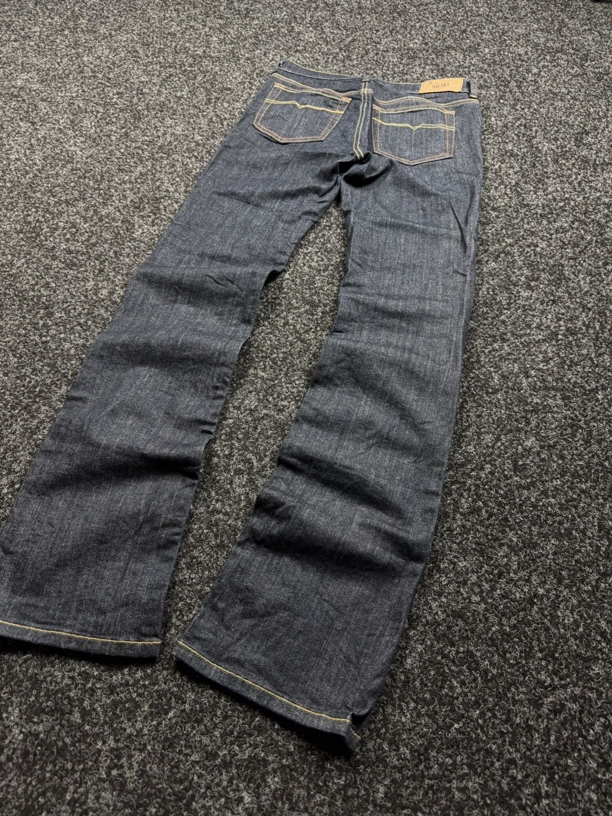 Diesel Luxury 00s Diesel Bootzee ST Slim Bootcut Flare Retro Jeans Size 27" / US 4 / IT 40 - 10 Thumbnail