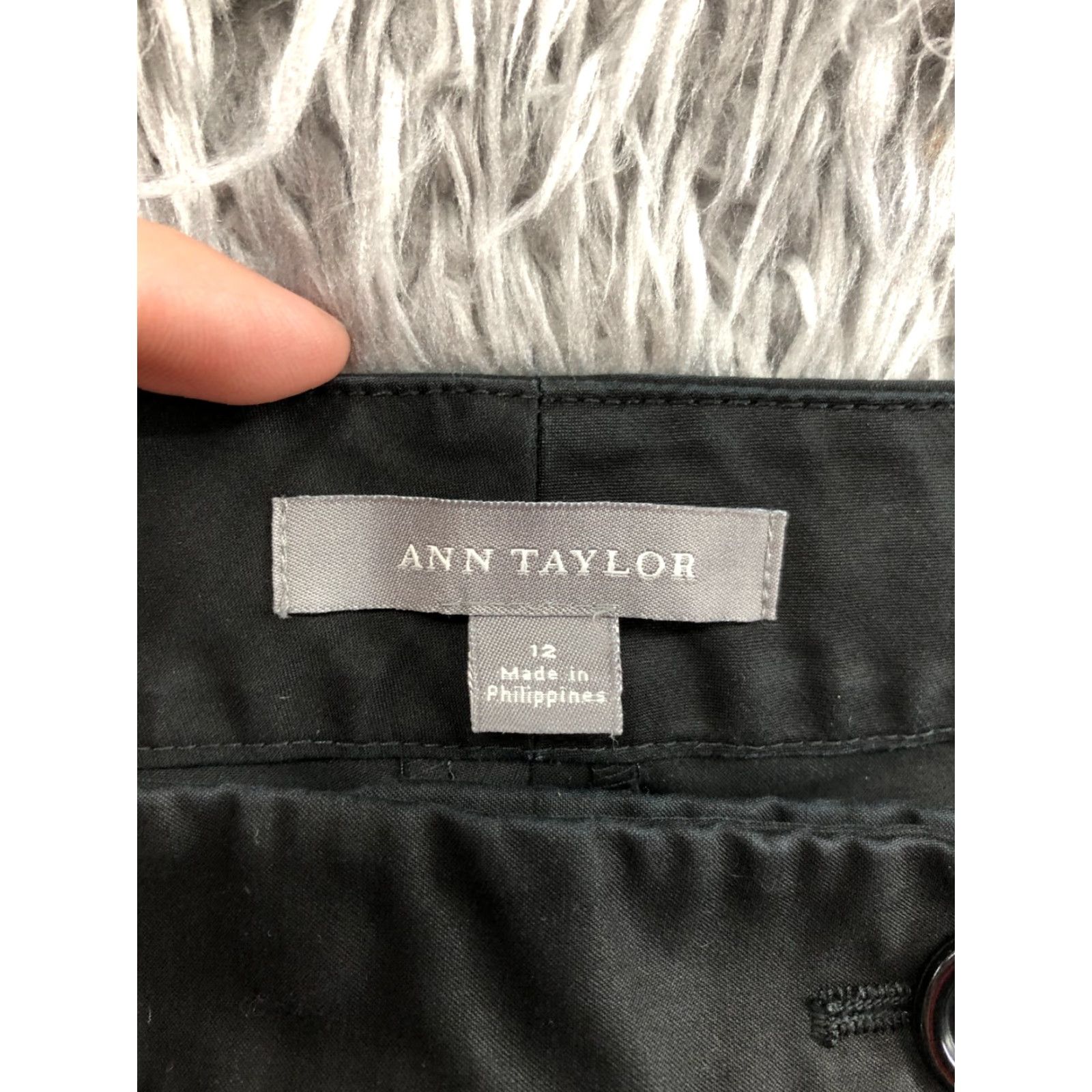Ann Taylor Ann Taylor Chino Shorts Womens Size 12 Mid Rise Dark Wash Black Size 34" / US 12 / IT 48 - 5 Thumbnail