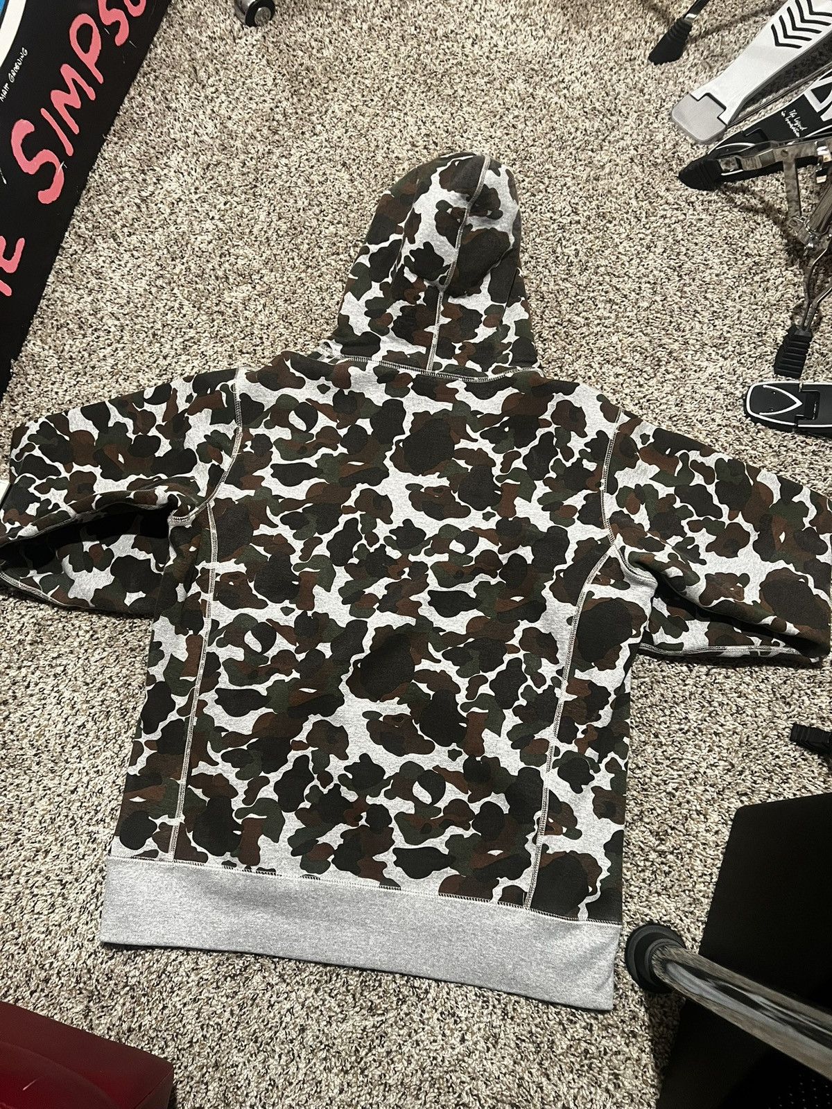 Supreme 2012 Supreme Duck Camo Bog Logo Hoodie Size US L / EU 52-54 / 3 - 2 Thumbnail
