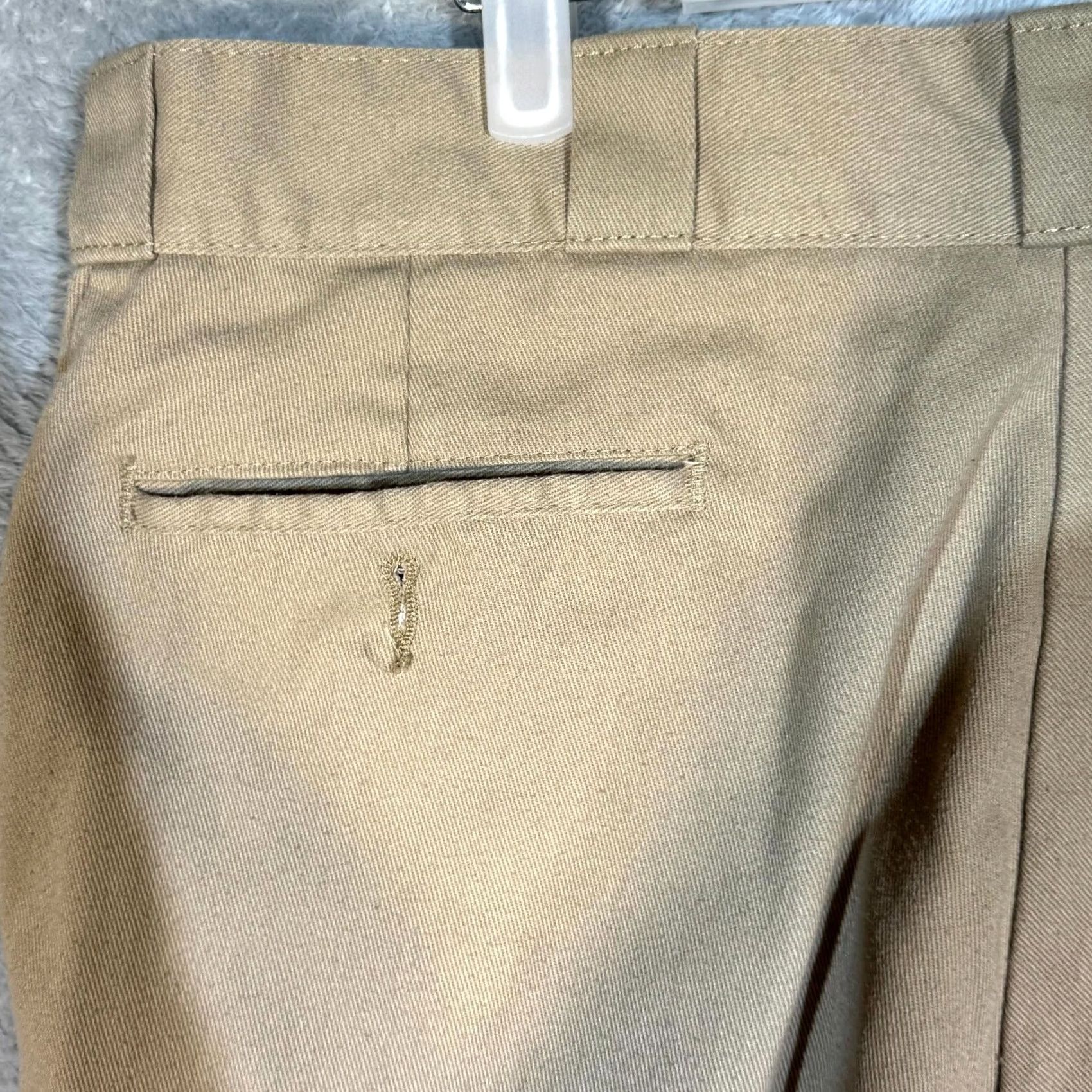 Dickies Dickies 874 Men’s Work Pants Beige Original Fit Flat Front Zip Fly Pants Mens 38 x 32 Flat Front Beige Dickies 874 Size US 38 / EU 54 - 6 Thumbnail