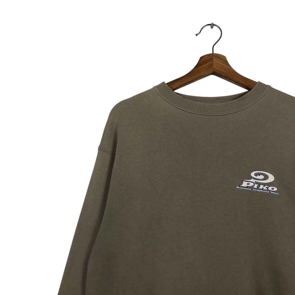 Japanese Brand 90s Piko Hawaiian Surf Crewneck — Coastal Graphic Size US M / EU 48-50 / 2 - 8 Thumbnail