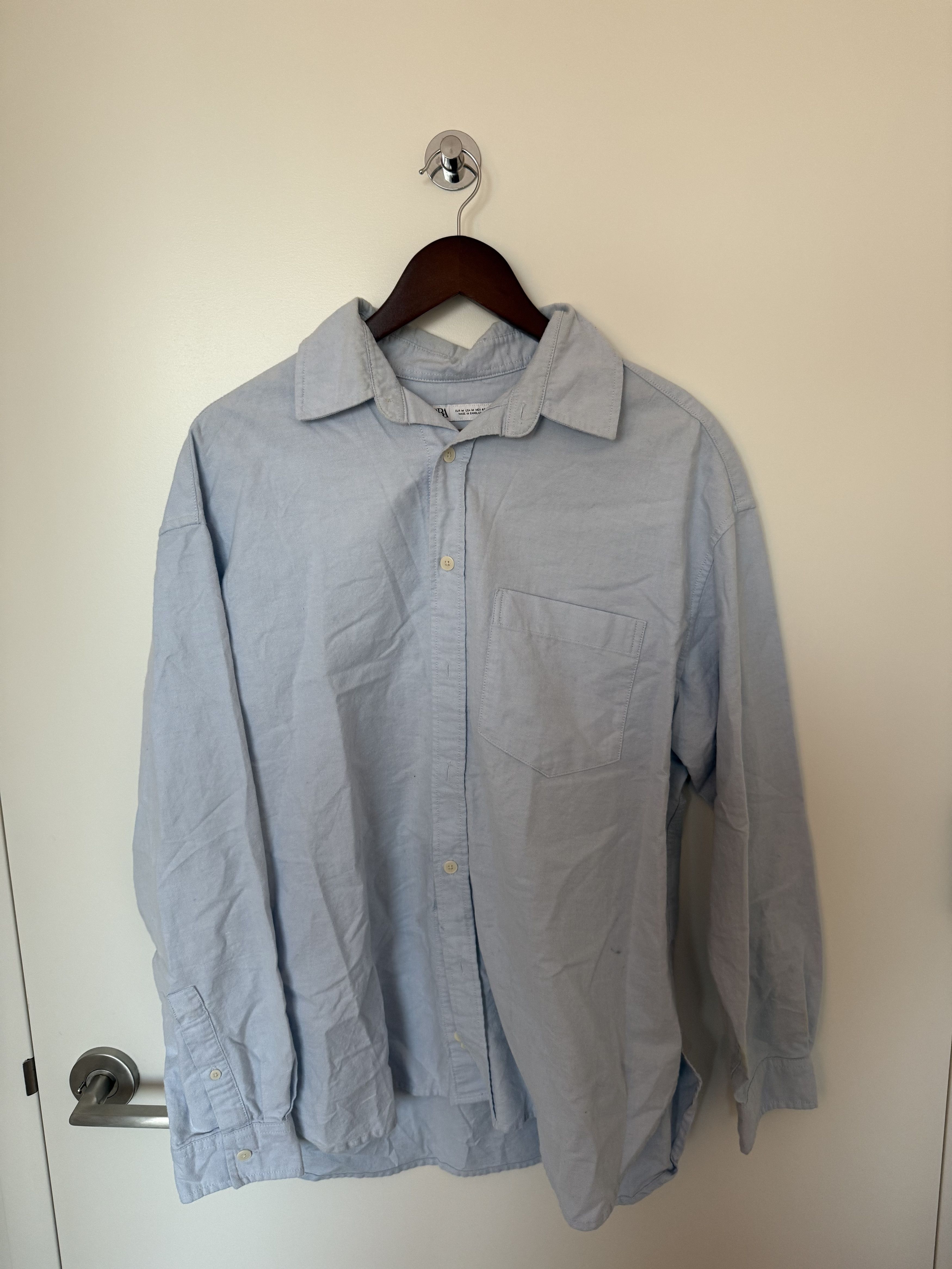 Zara ZARA Light Blue Button-Up Shirt Medium Casual Oxford Size US M / EU 48-50 / 2 - 1 Thumbnail