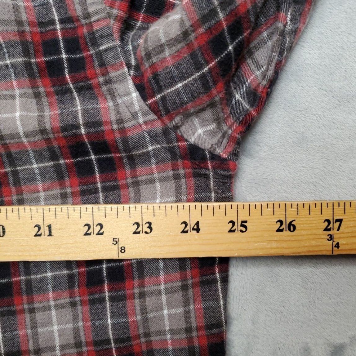 Vintage Cabela's Flannel Shirt Men L Plaid 100% Cotton Button Down Outdoors Classic Cabin, Red, Cotton, Button-Up, Long Sleeve, Casual, Workwear, 1900s? Size US L / EU 52-54 / 3 - 7 Thumbnail
