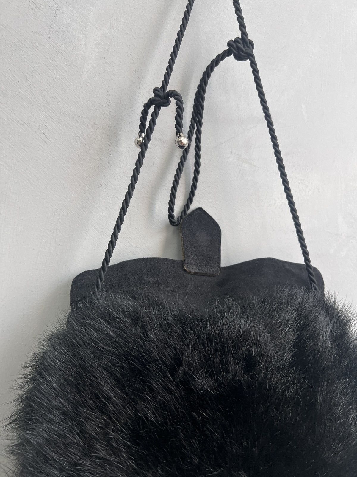 Le Grande Bleu (L.G.B.) REAL FUR FUZZY BAG MESSENGER legrandebleu STYEL Size ONE SIZE - 10 Thumbnail