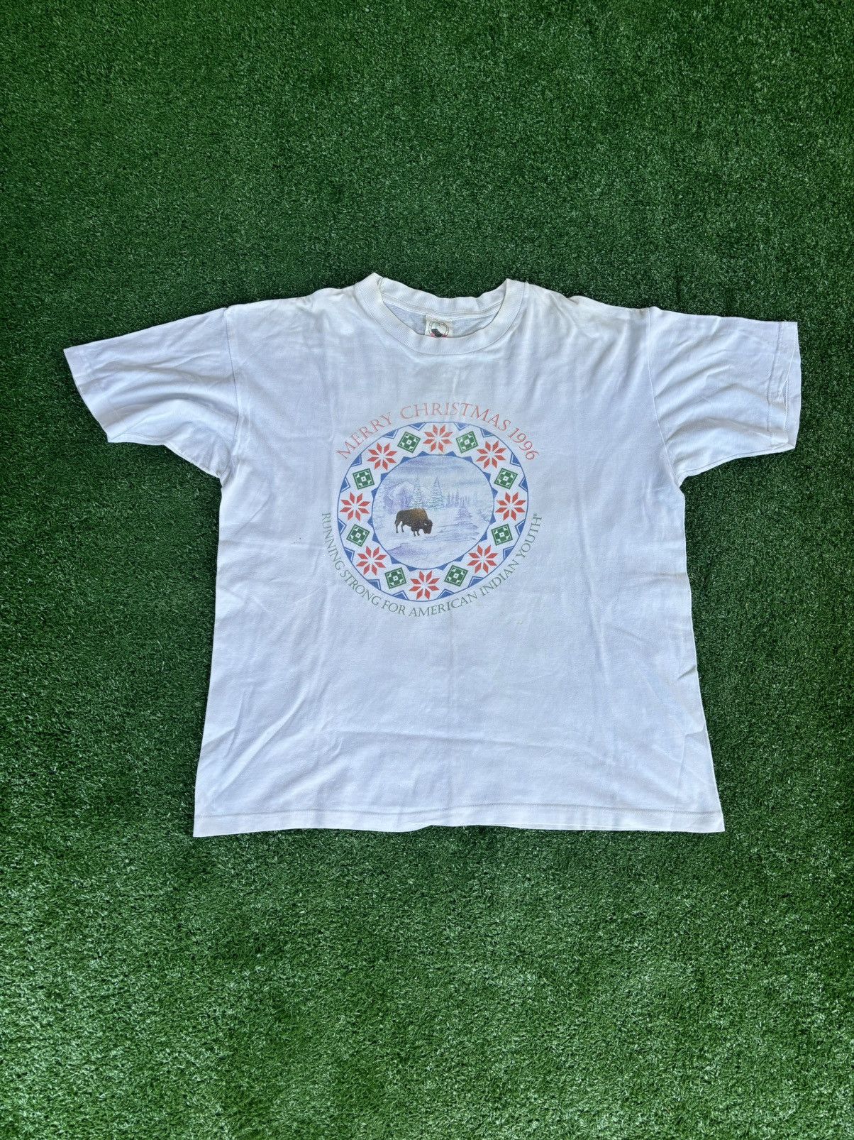 Vintage Vintage Buffalo Indian Christmas tee 1996 Size US XL / EU 56 / 4 - 1 Preview