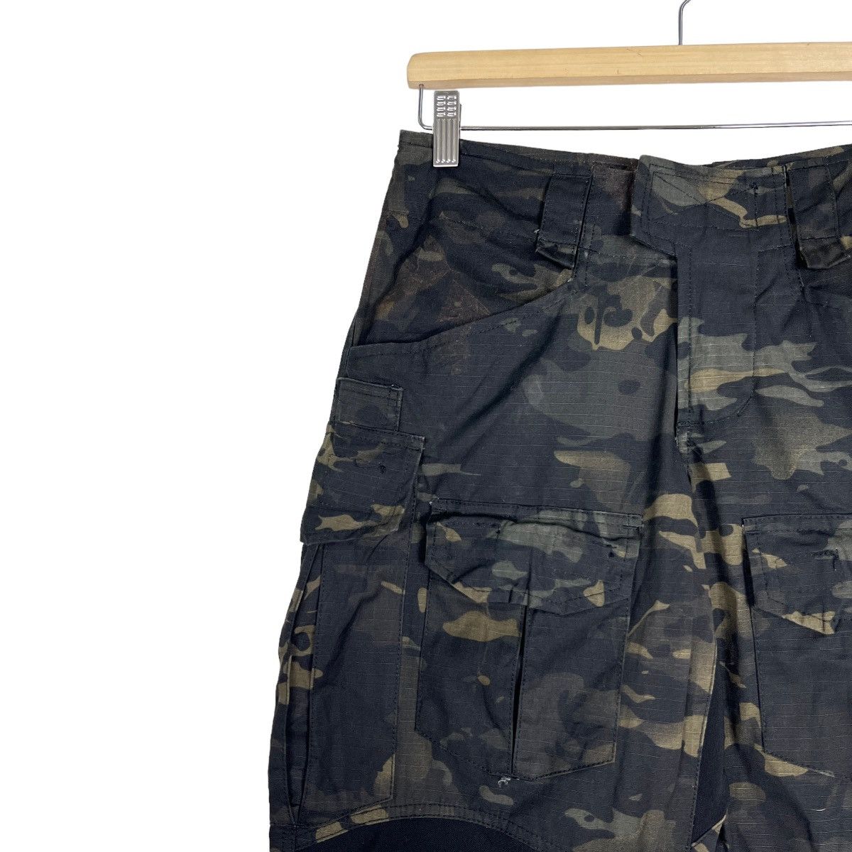 Japanese Brand 🔥 FLASH FORCE CAMO TECHNICAL CARGO PANTS Size US 28 / EU 44 - 7 Thumbnail