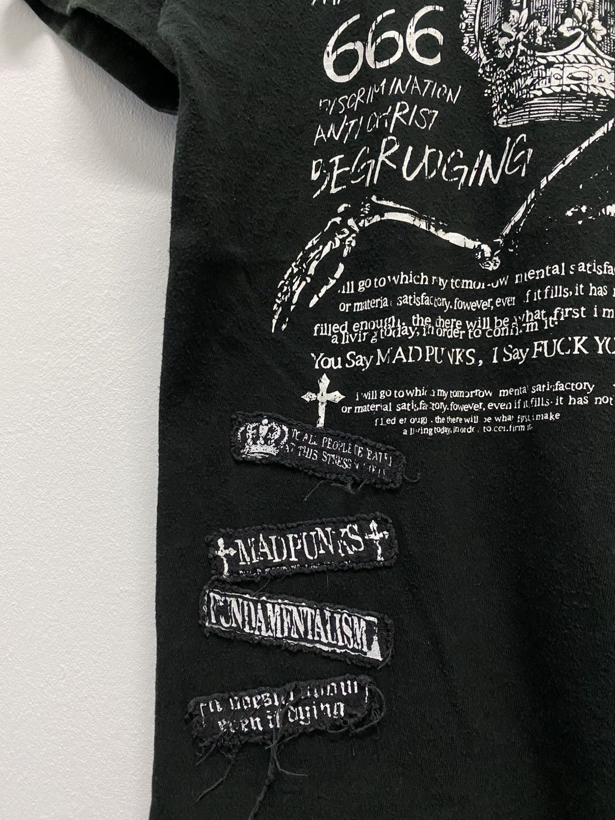 Japanese Brand Mad Punk-JapaneseBrand Distressed Skull Seditionaries Tshirt Size US XS / EU 42 / 0 - 4 Thumbnail