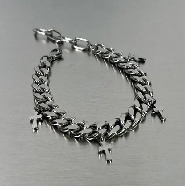 Jewelry Avant garde cross pendant fringe cuban link bracelet Size ONE SIZE - 1 Thumbnail