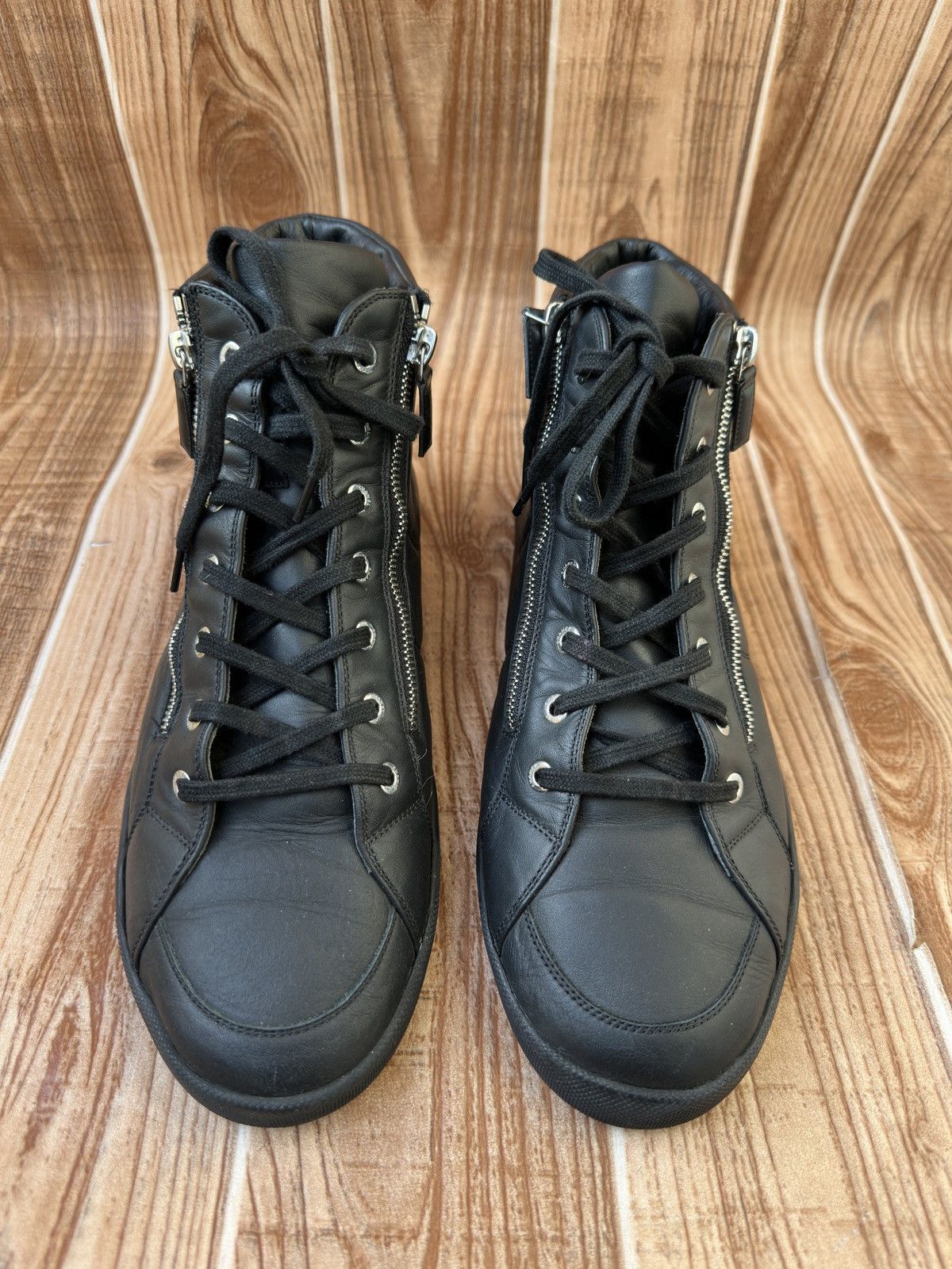 Chanel Chanel CC Vintage Leather Hightop Sneakers Size US 11 / EU 44 - 3 Thumbnail