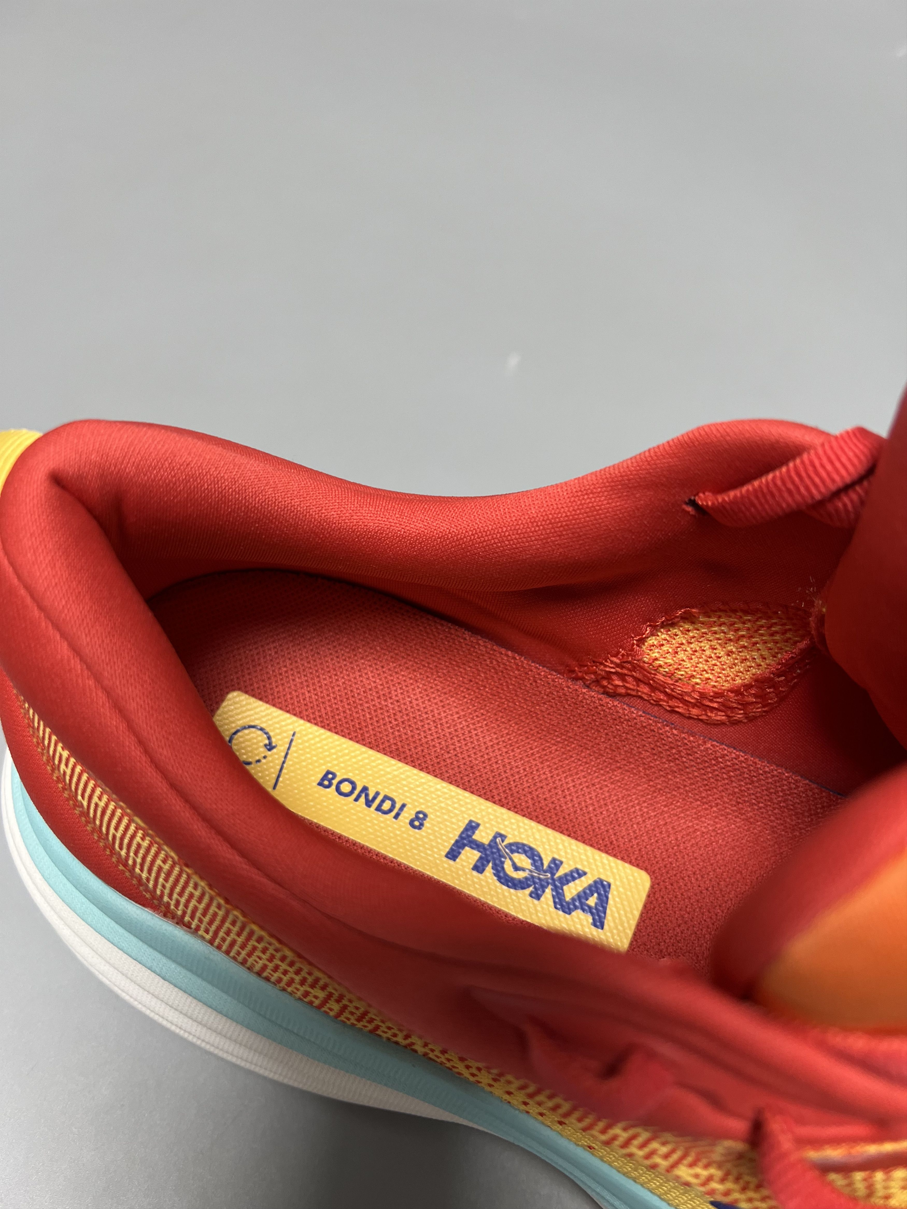 Hoka 9D Hoka One One Bondi 8 Running Shoes Walking Gym Size US 9 / EU 42 - 19 Thumbnail