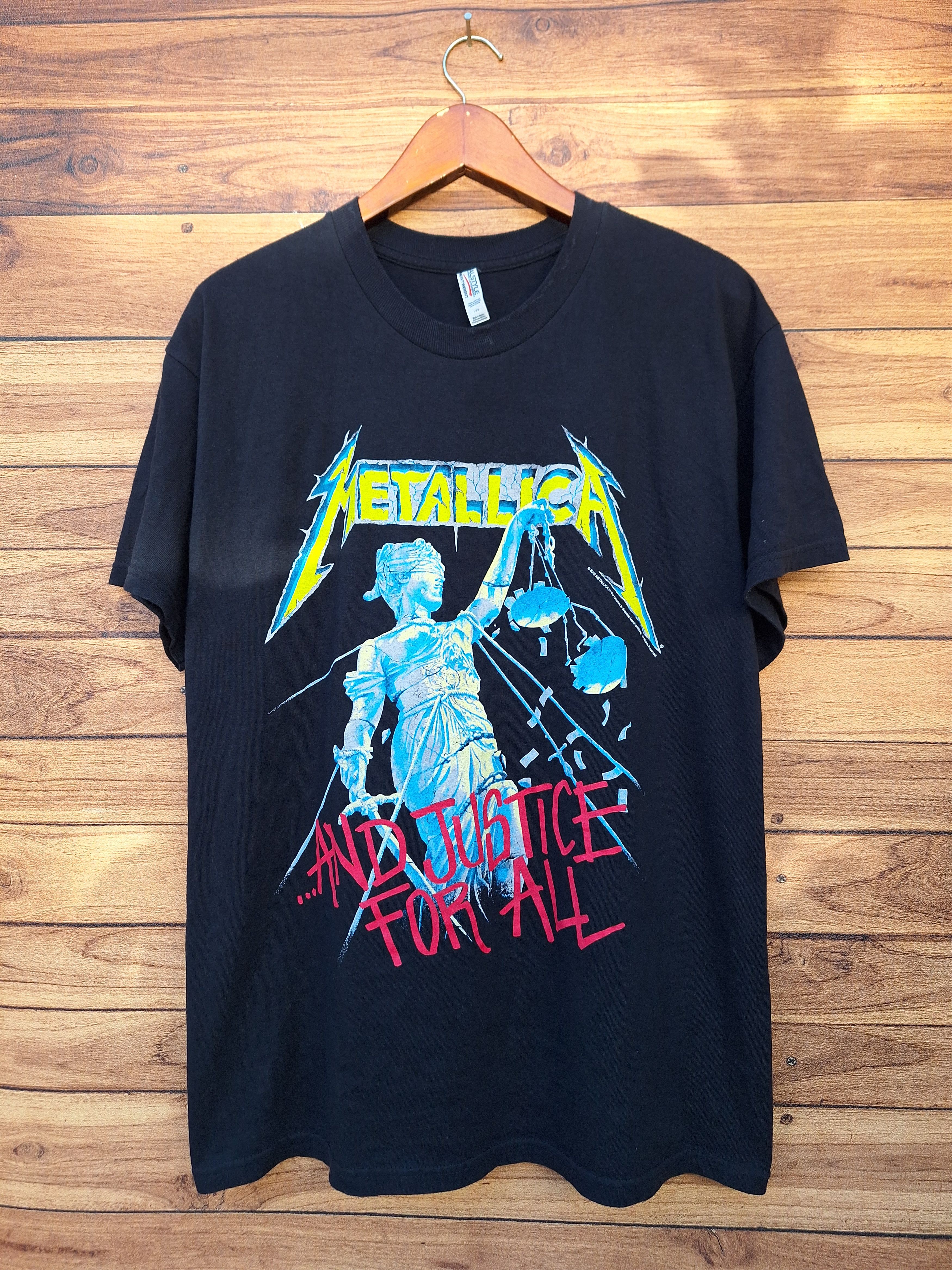 🔥RARE🔥 Vintage Metallica 00s and justice for all album tee