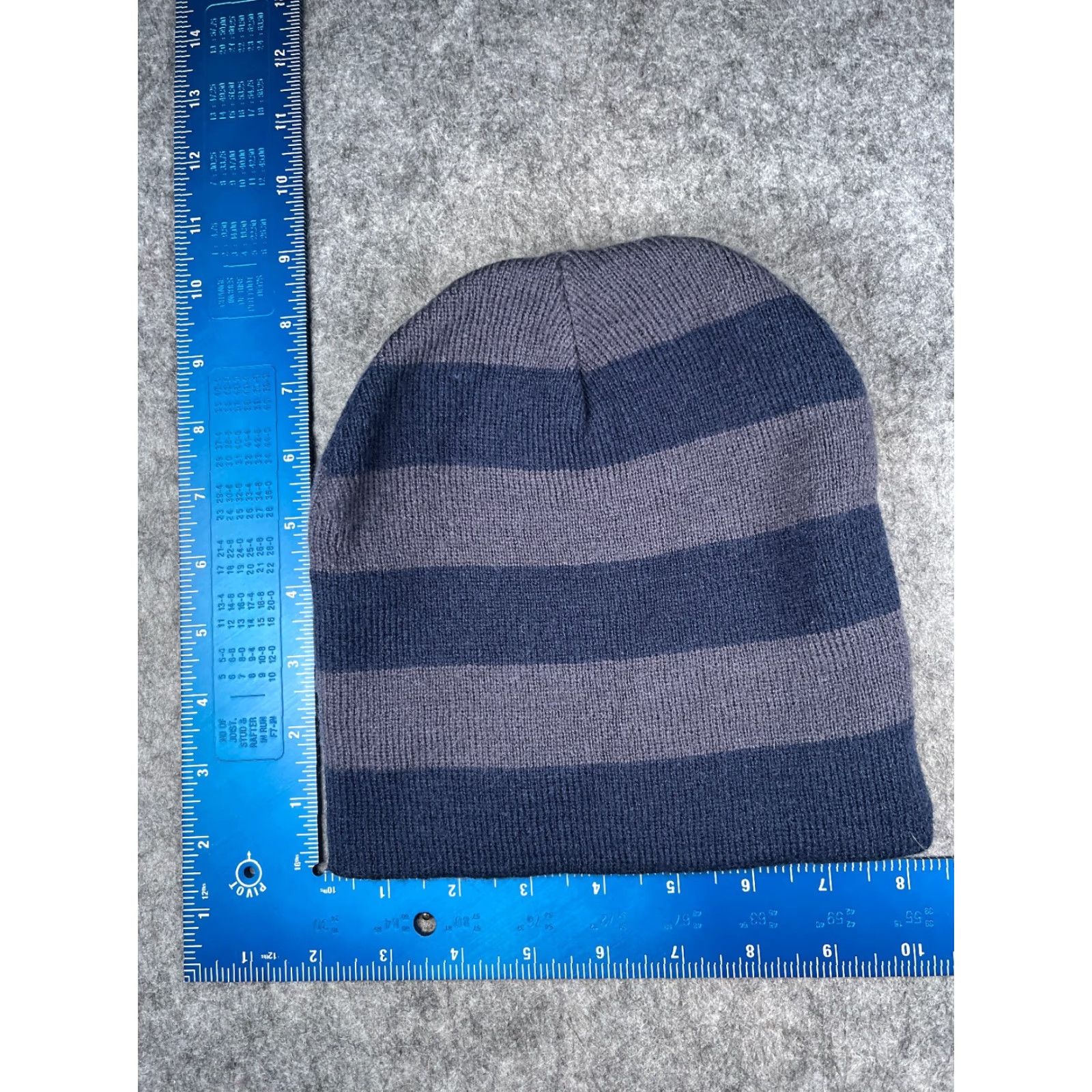 Walmart Walmart Beanie Adult One Size Blue Gray Stripe Knit 100% Acrylic Ski Hat/Cap Mens Beanie One Size Blue Stripe Ski Knit 100% Acrylic Walmart Mens Size ONE SIZE - 3 Thumbnail